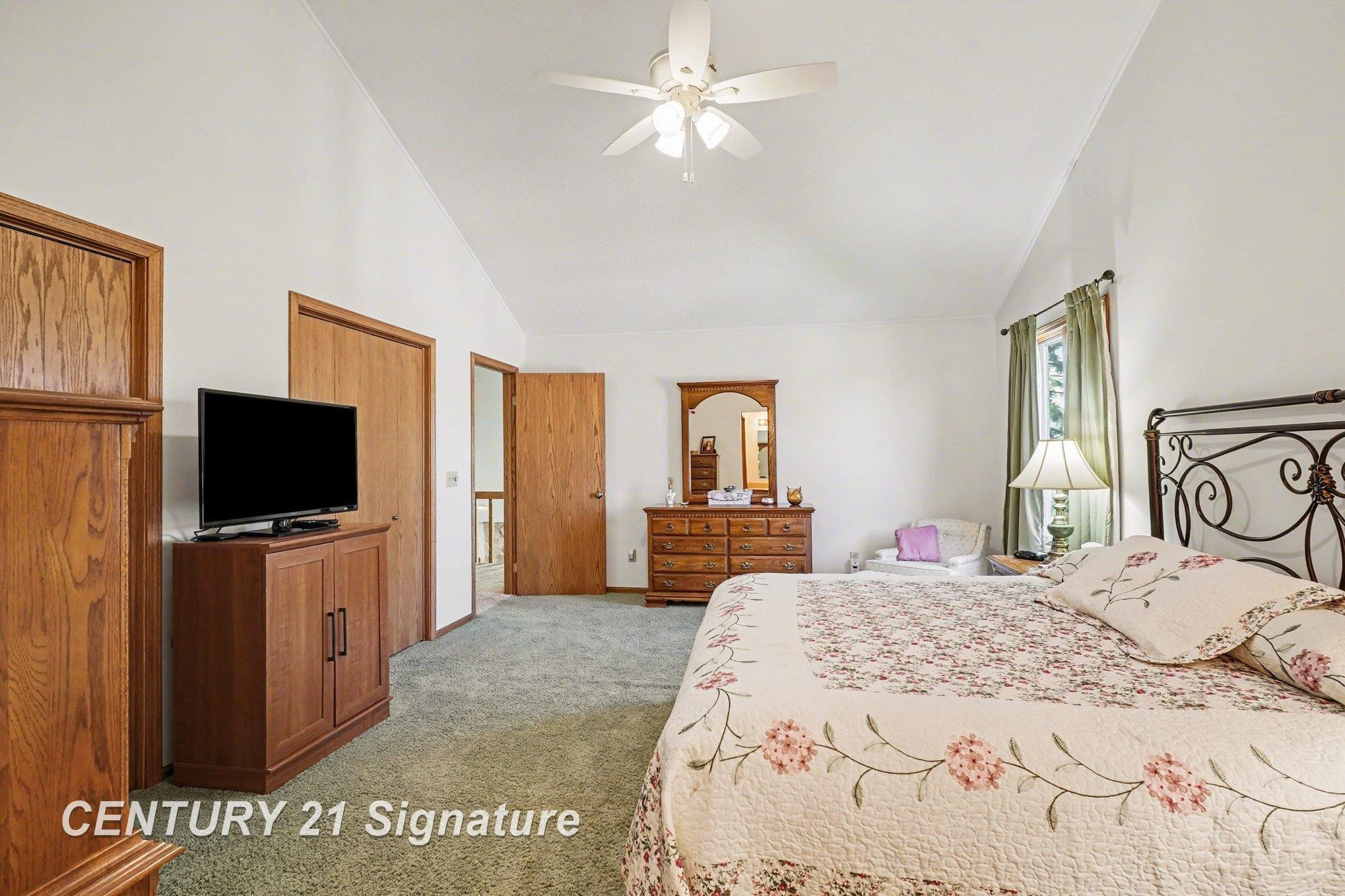 563 Puritan Drive, Saginaw, MI 48638 — Photo 17