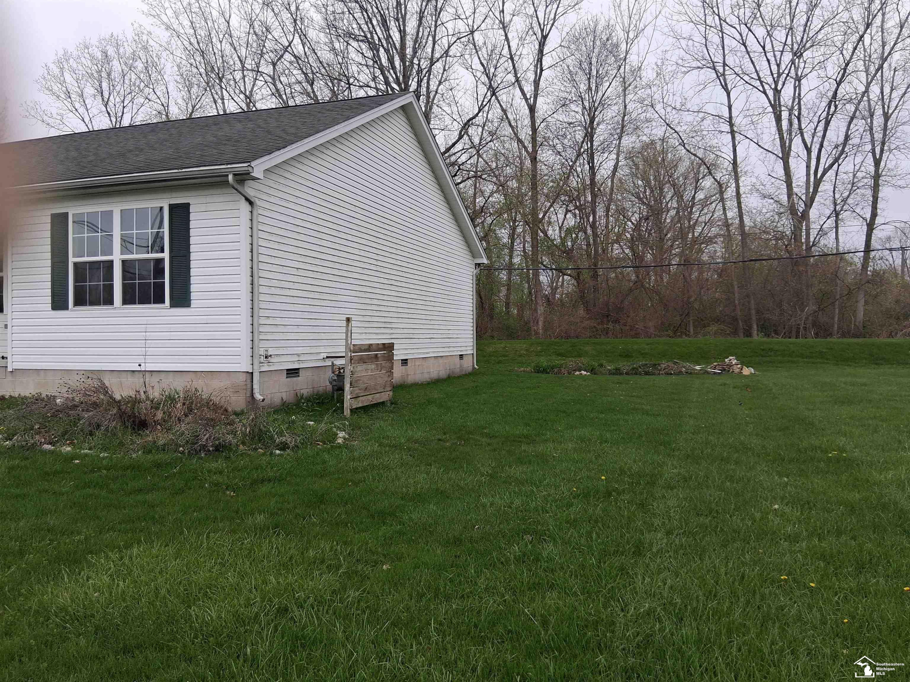 4601 Sycamore Road, Newport, MI 48161 — Photo 8