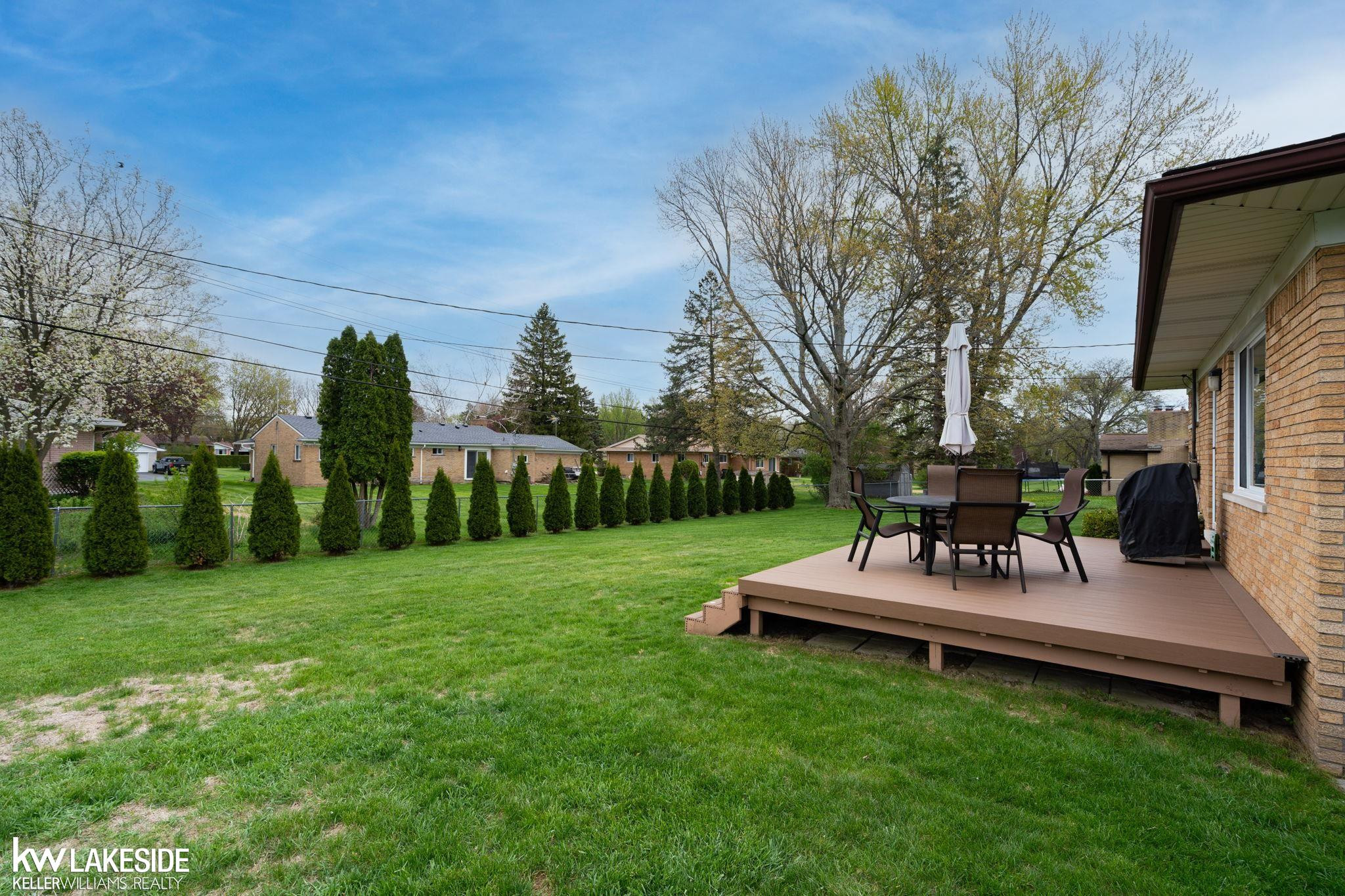 2932 Silverstone Lane, Waterford, MI 48329 — Photo 4