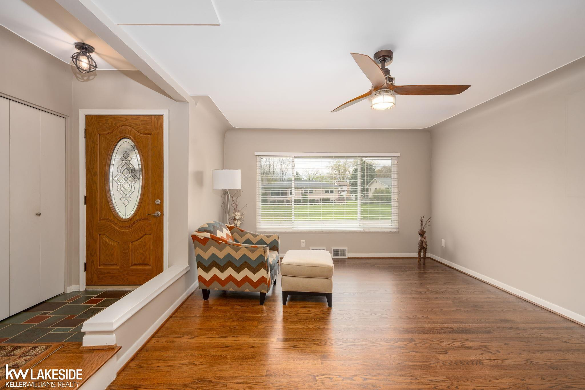 2932 Silverstone Lane, Waterford, MI 48329 — Photo 9