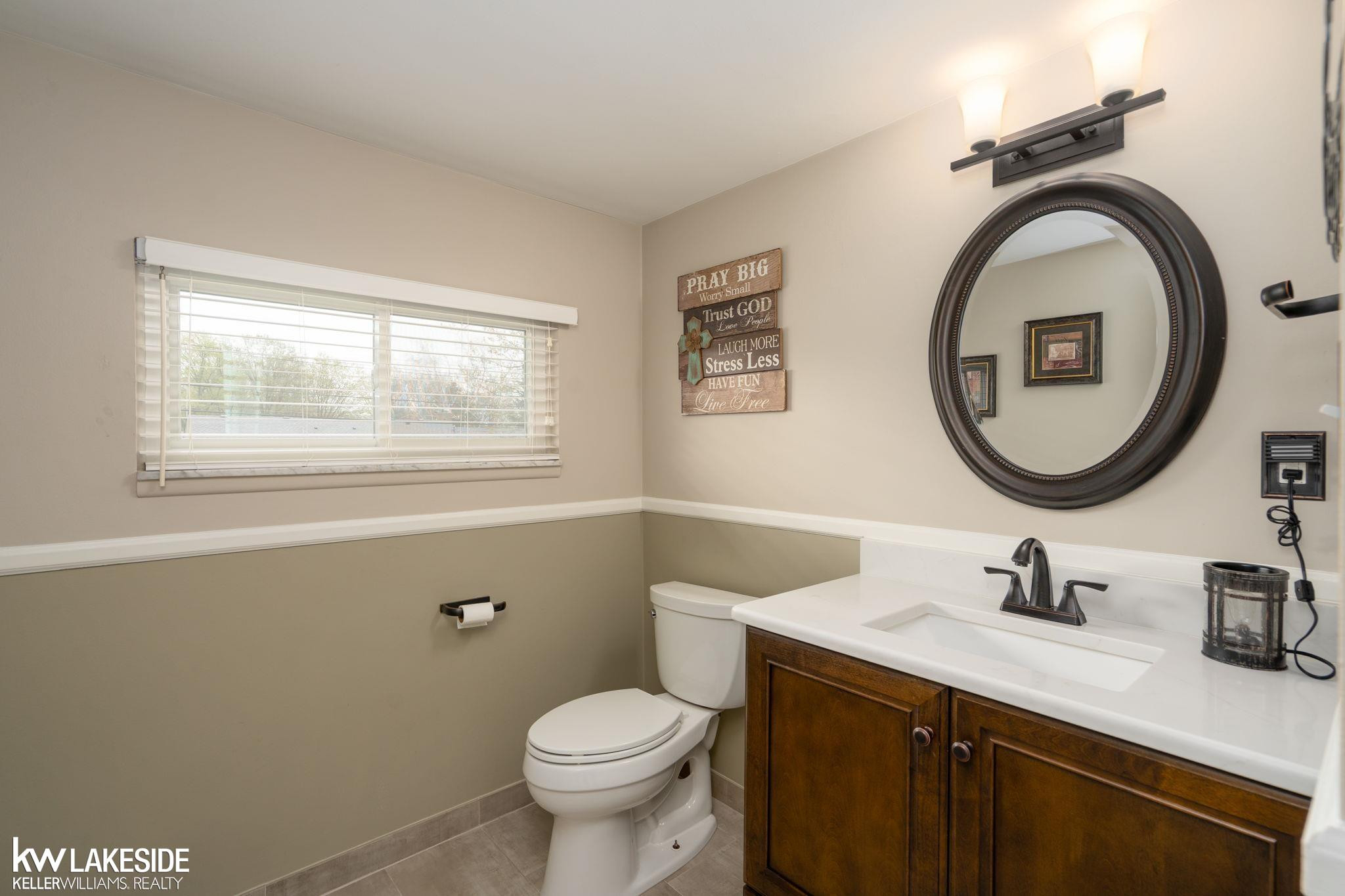 2932 Silverstone Lane, Waterford, MI 48329 — Photo 17