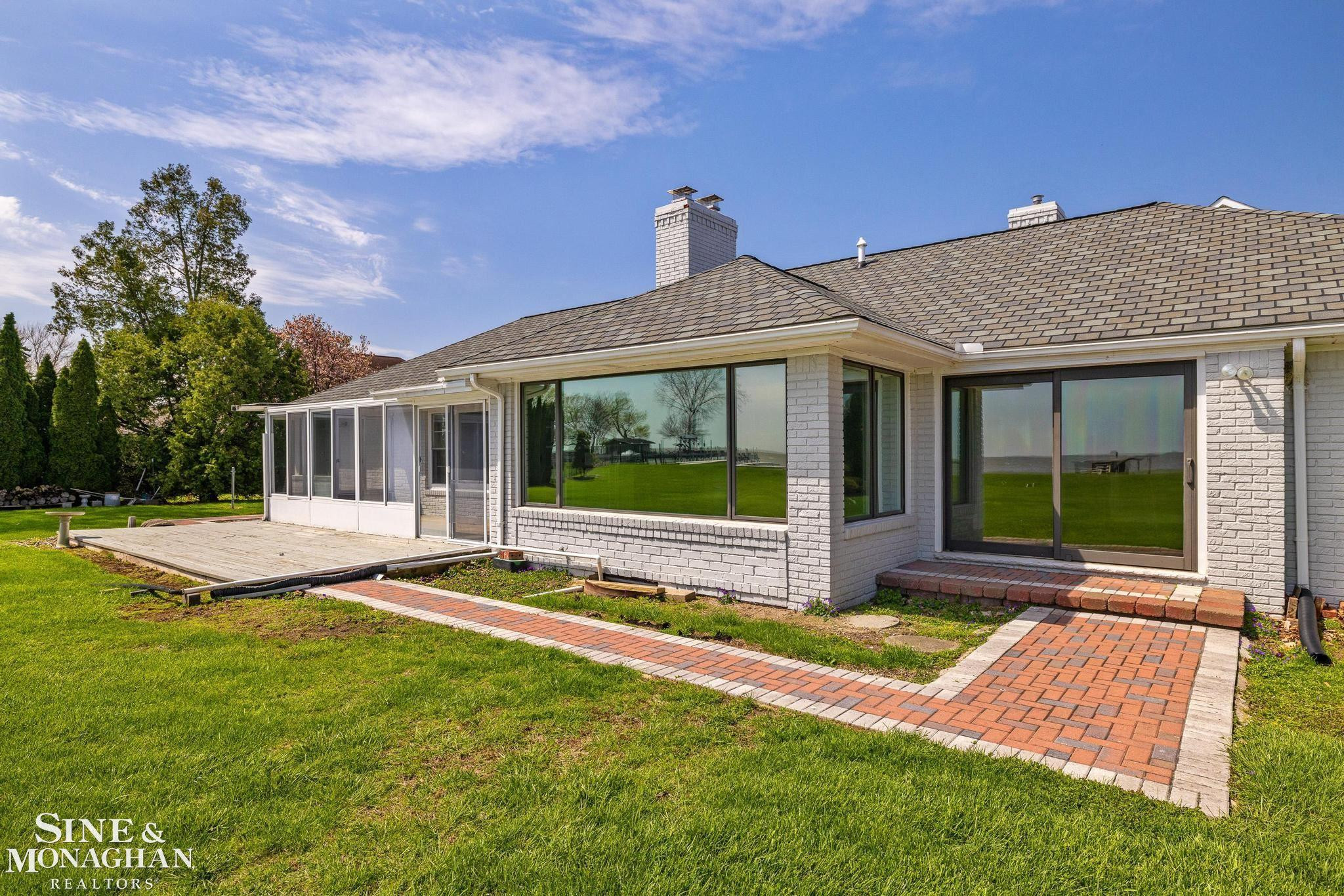 26926 Koerber Street, Saint Clair Shores, MI 48081 — Photo 45