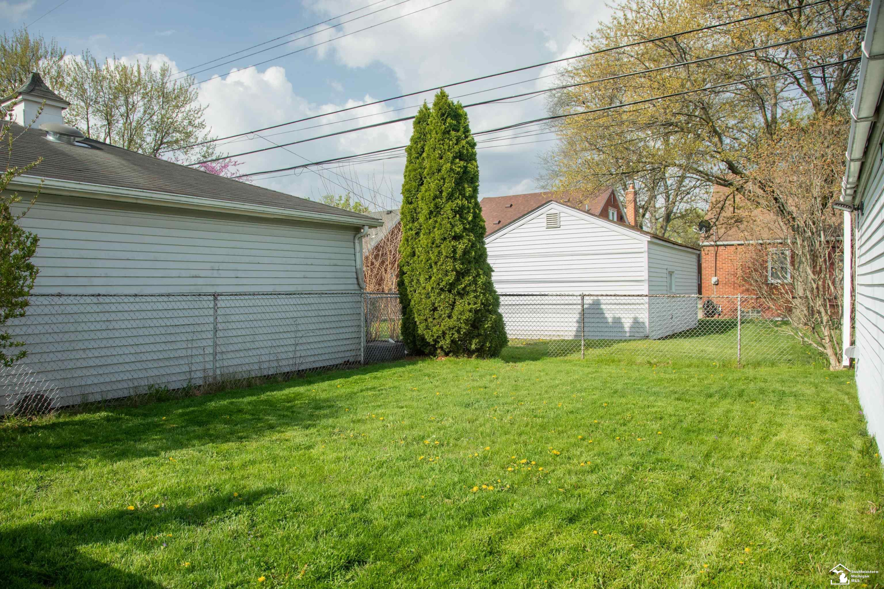 9706 Sterling Avenue, Allen Park, MI 48101 — Photo 28
