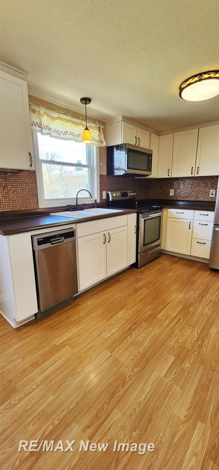409 E 2nd Street, Gaylord, MI 49735 — Photo 14
