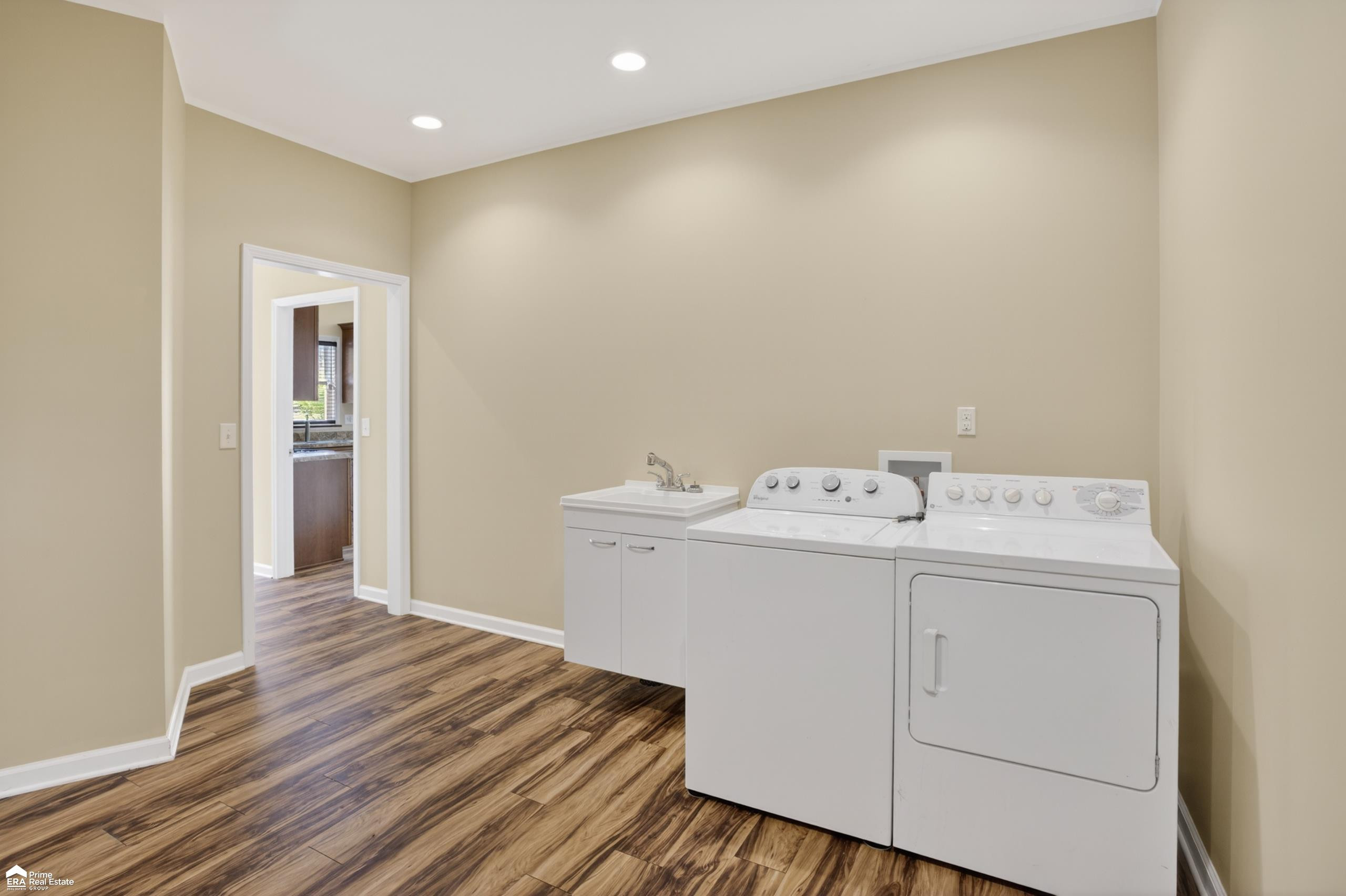 2292 N Belsay Road, Burton, MI 48509 — Photo 21