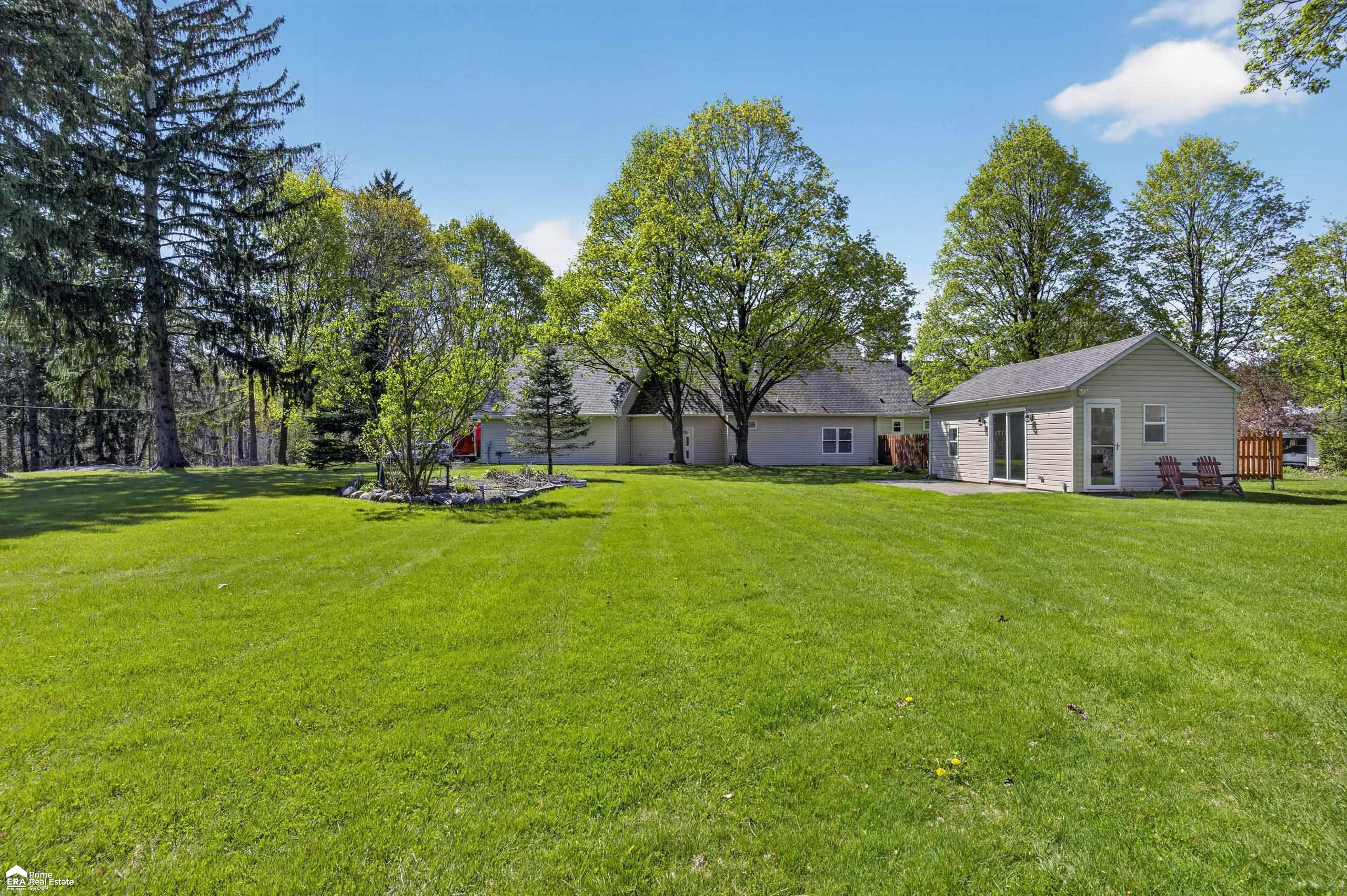 2292 N Belsay Road, Burton, MI 48509 — Photo 57