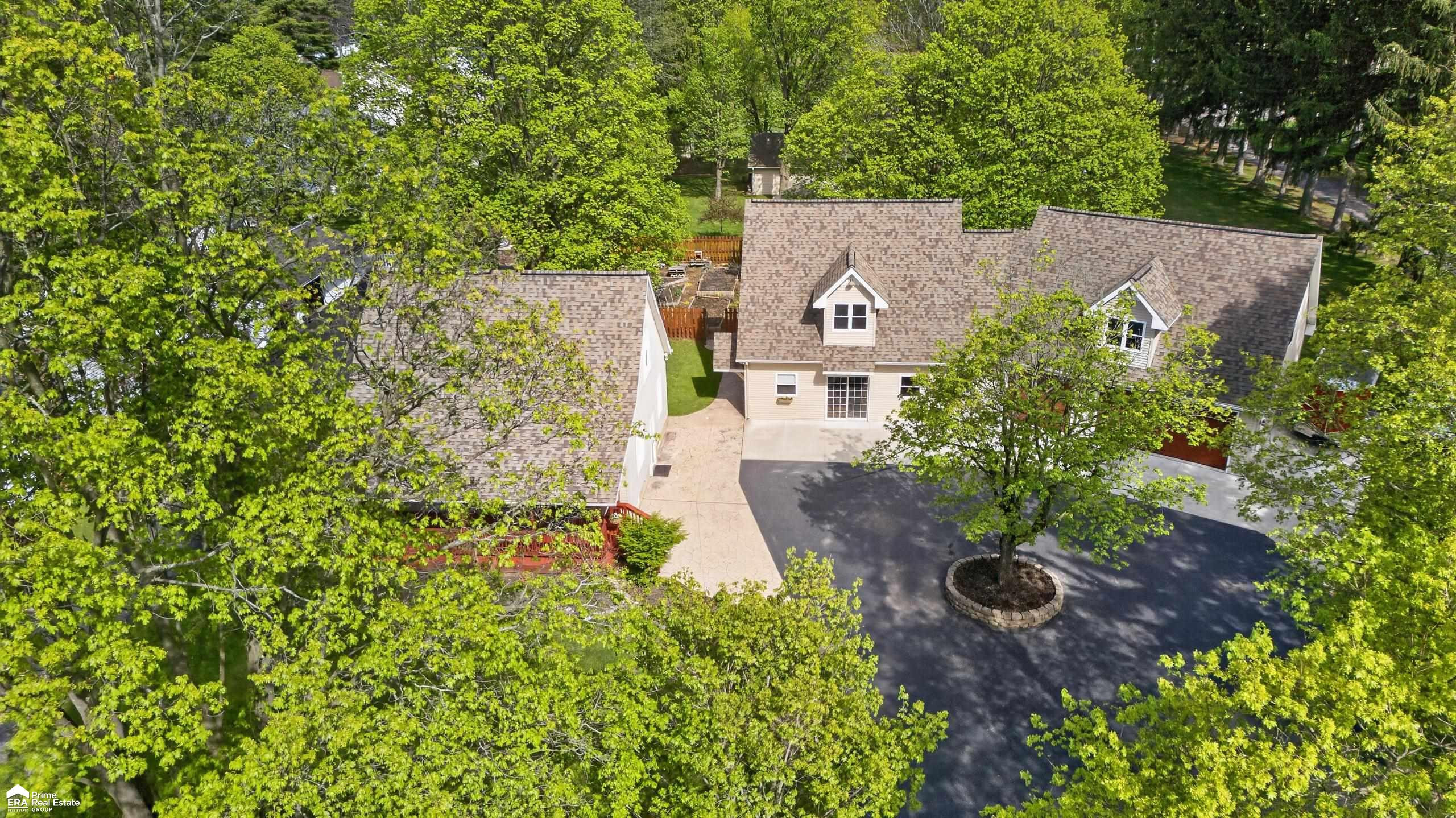 2292 N Belsay Road, Burton, MI 48509 — Photo 72