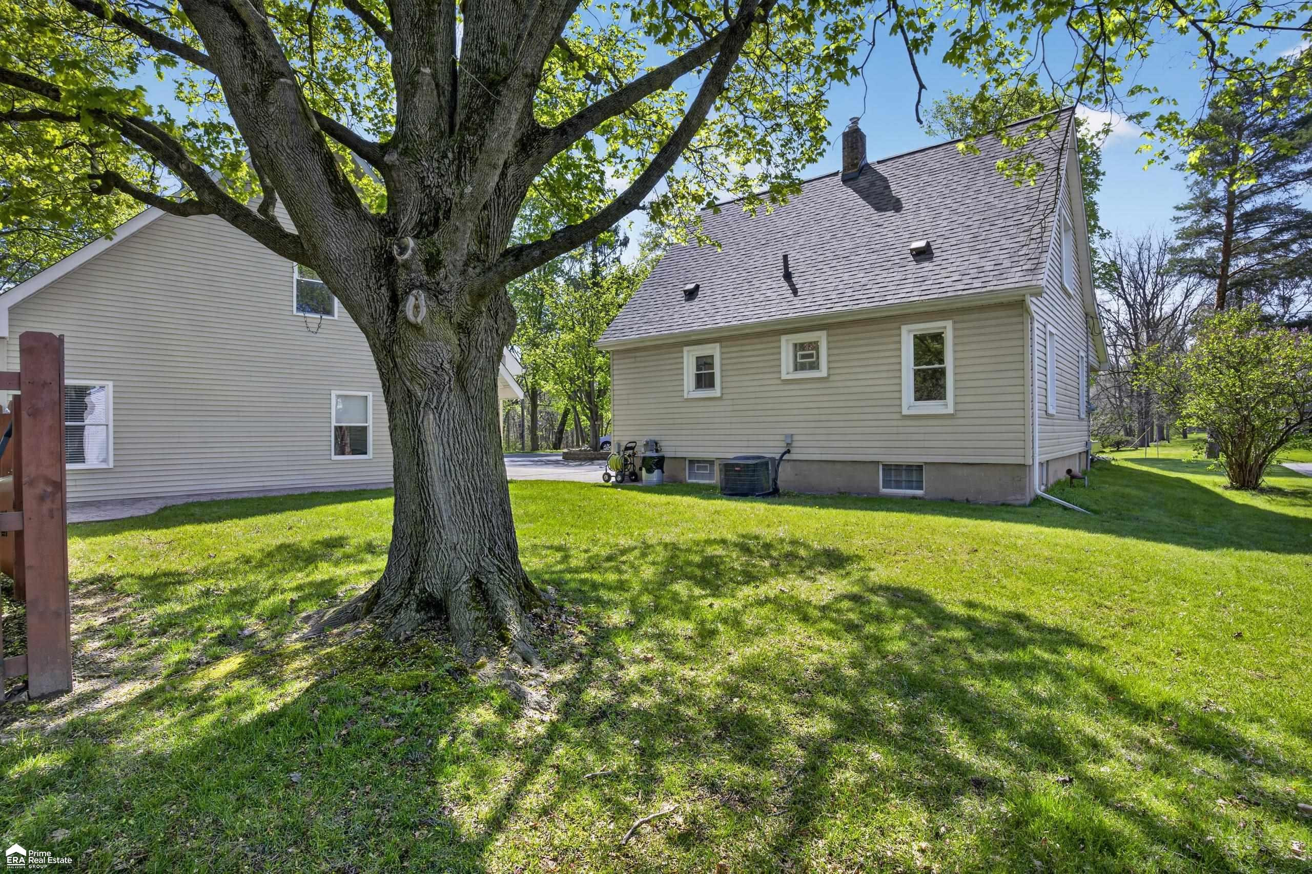 2292 N Belsay Road, Burton, MI 48509 — Photo 83