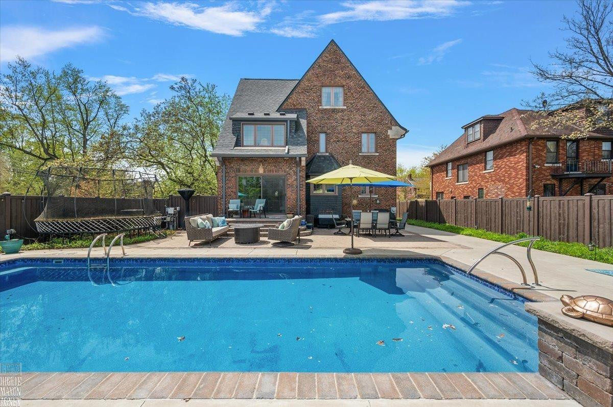 1204 Kensington Avenue, Grosse Pointe Park, MI 48230 — Photo 3