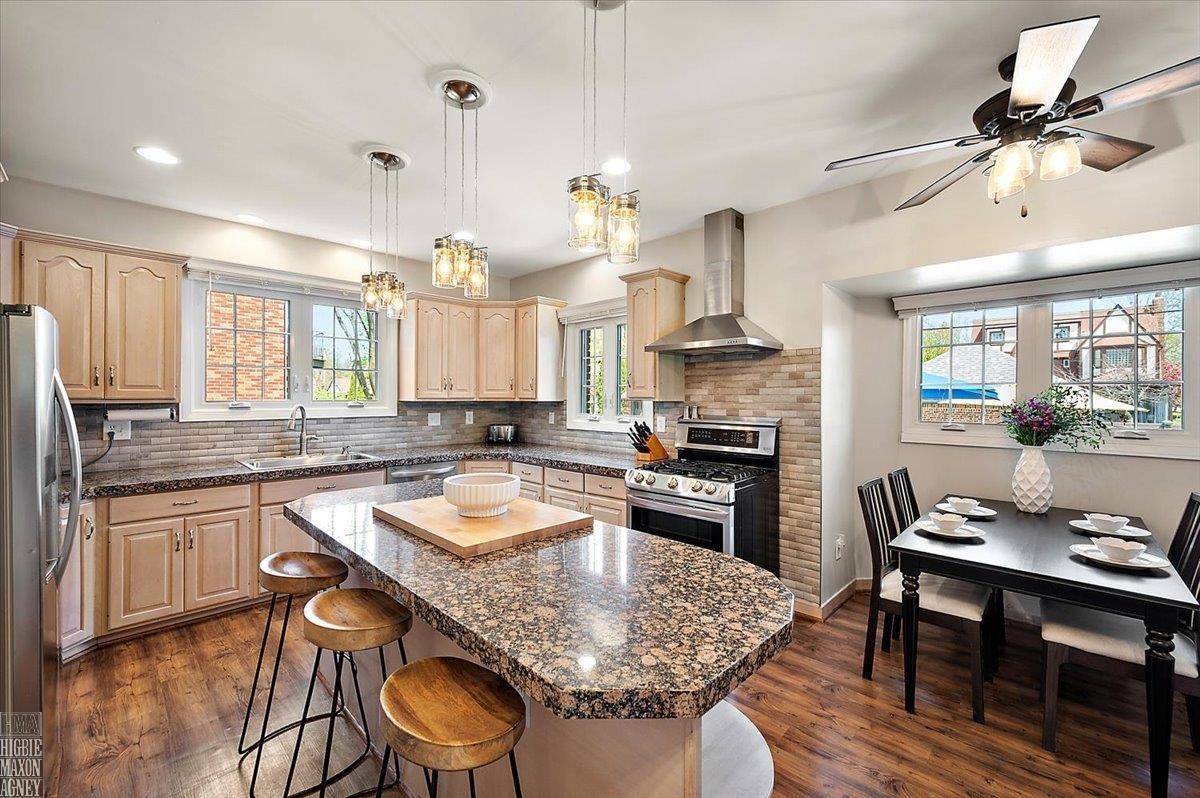 1204 Kensington Avenue, Grosse Pointe Park, MI 48230 — Photo 11