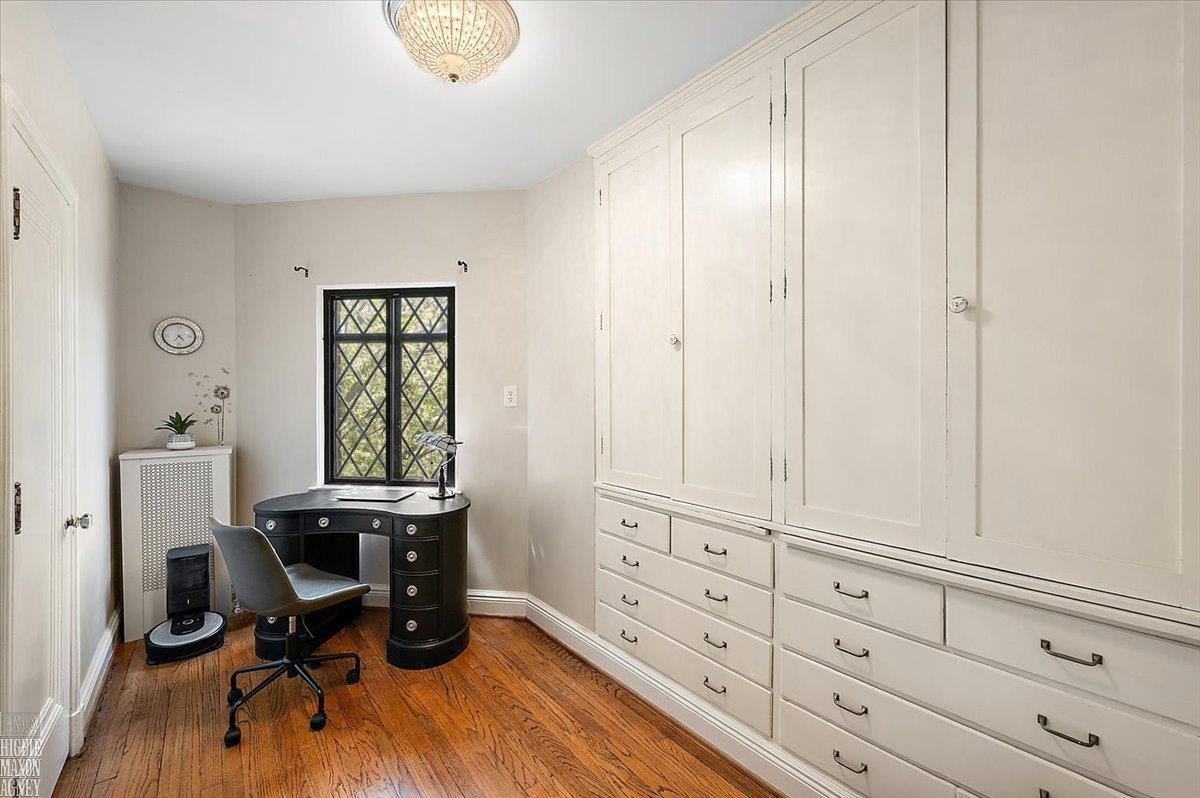 1204 Kensington Avenue, Grosse Pointe Park, MI 48230 — Photo 23