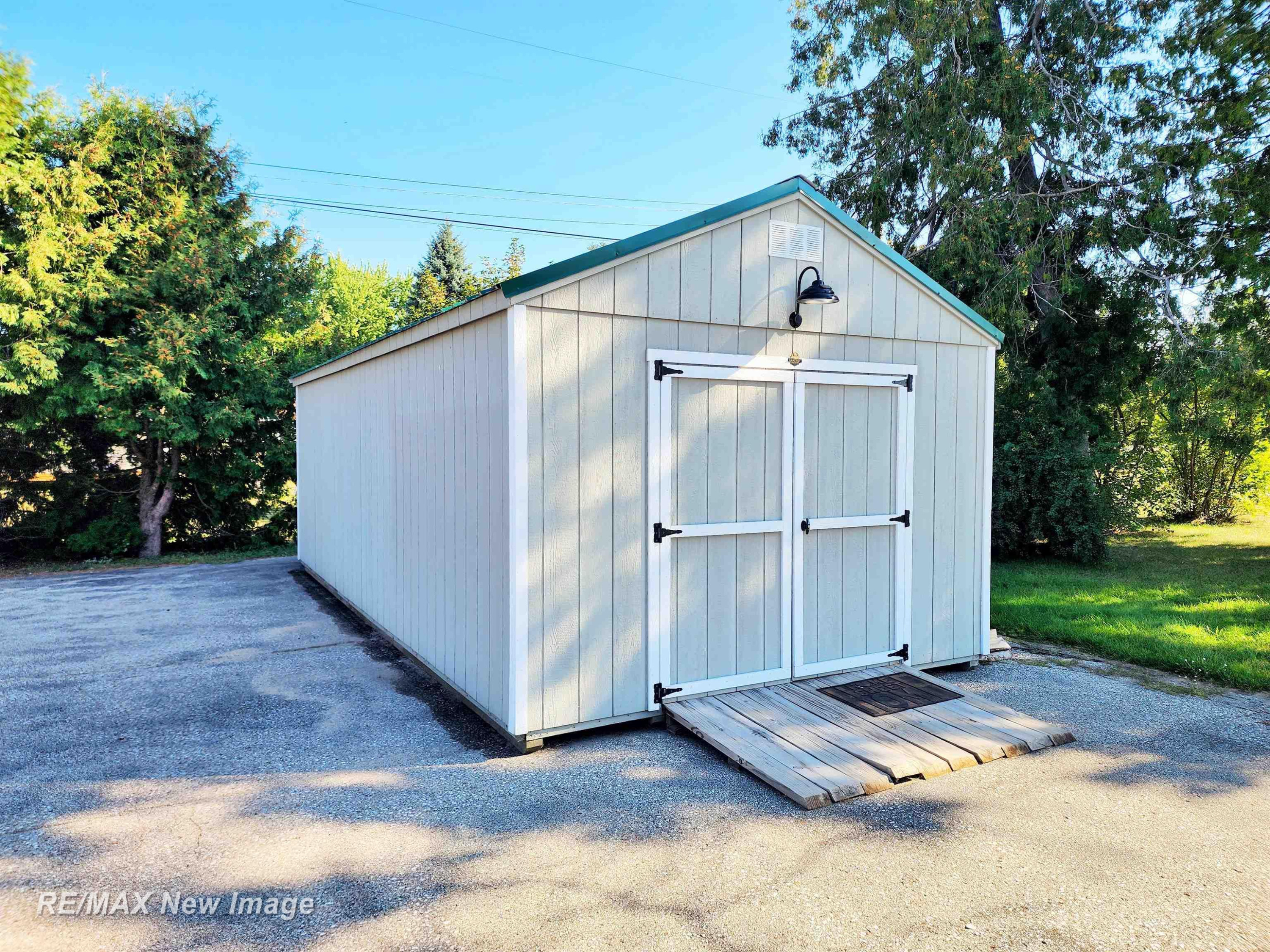201 E Main Road, Sterling, MI 48659 — Photo 63