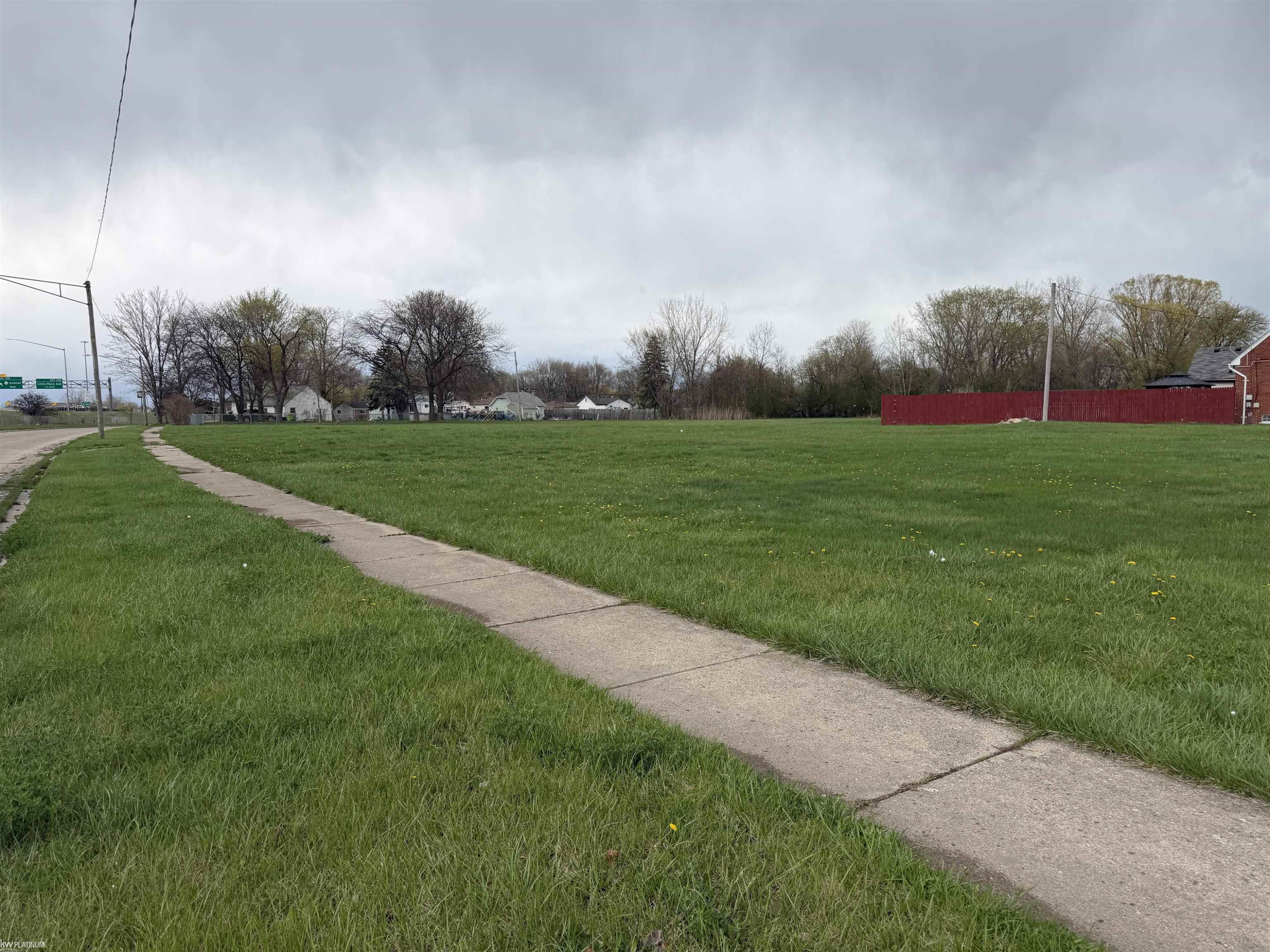 19861 Fenton Street, Roseville, MI 48066