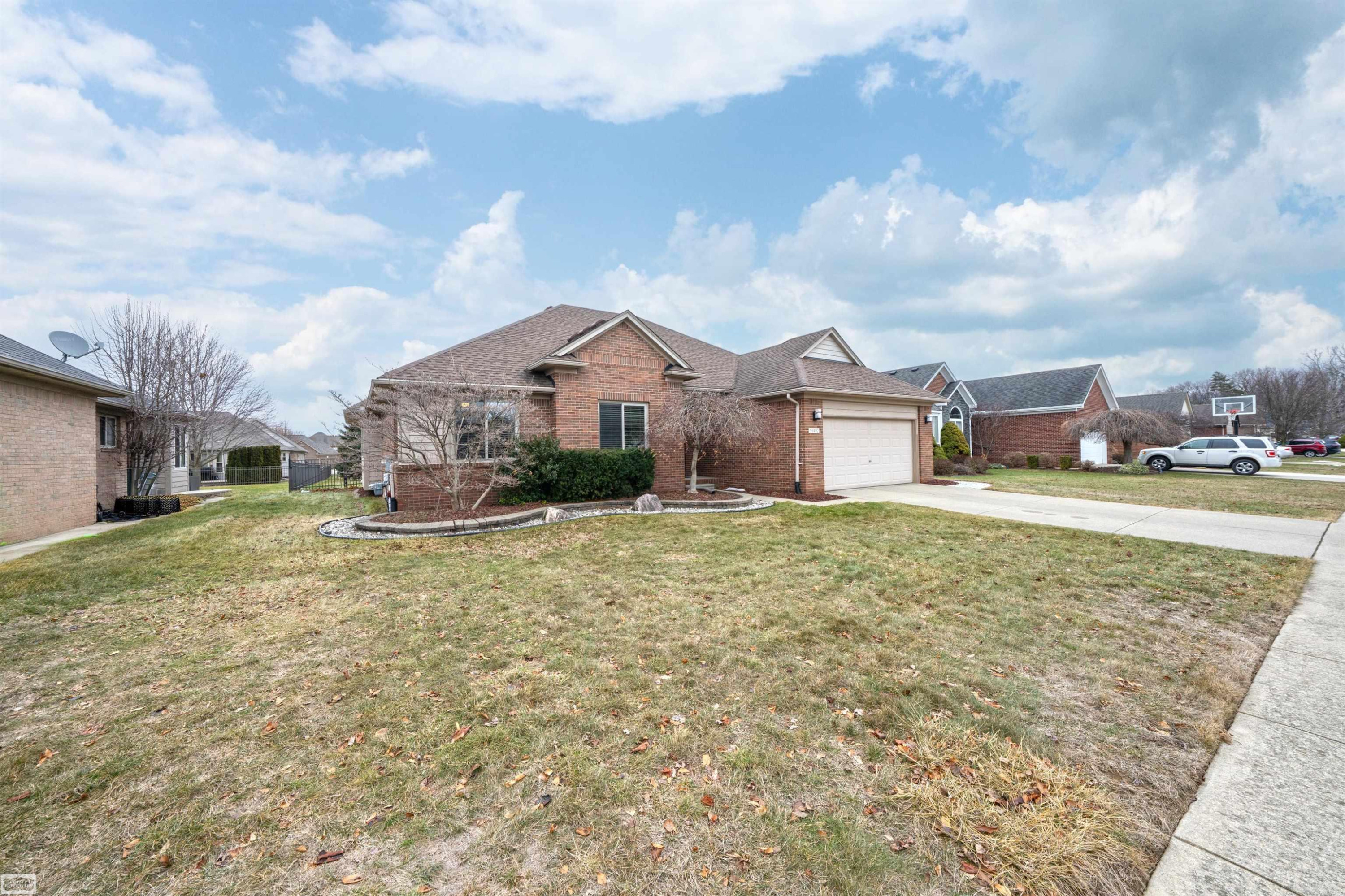 50492 Alden Drive, Macomb, MI 48044 — Photo 2