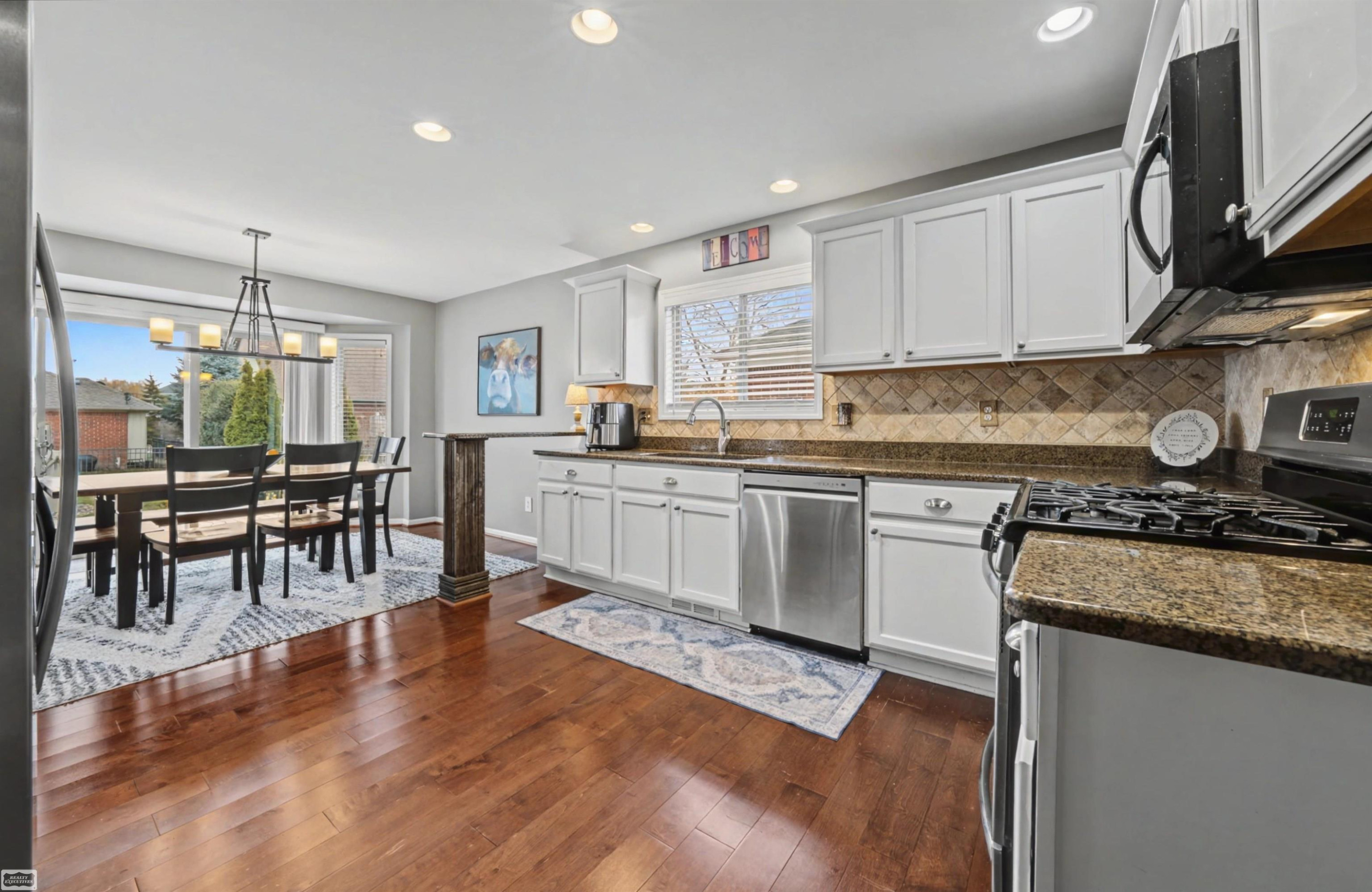 50492 Alden Drive, Macomb, MI 48044 — Photo 4