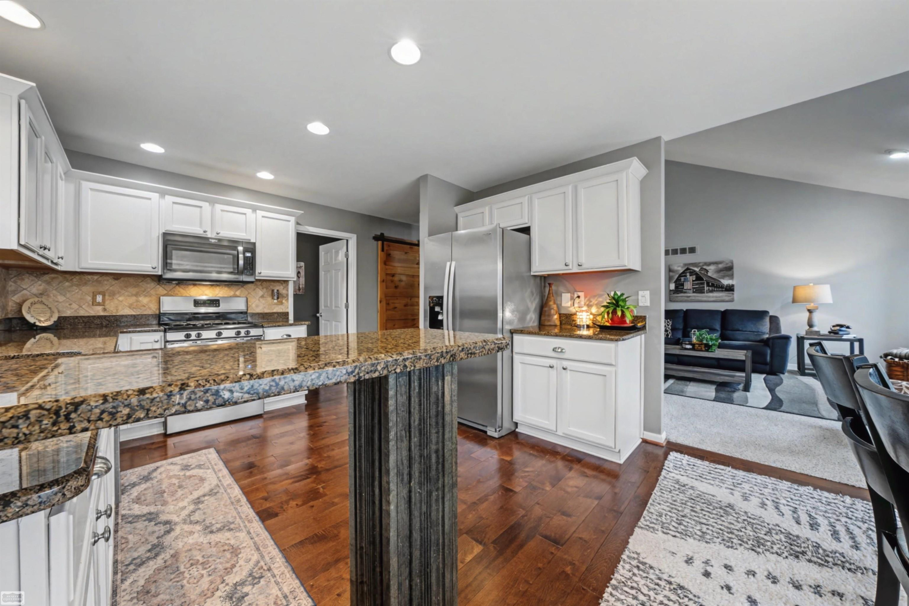 50492 Alden Drive, Macomb, MI 48044 — Photo 7