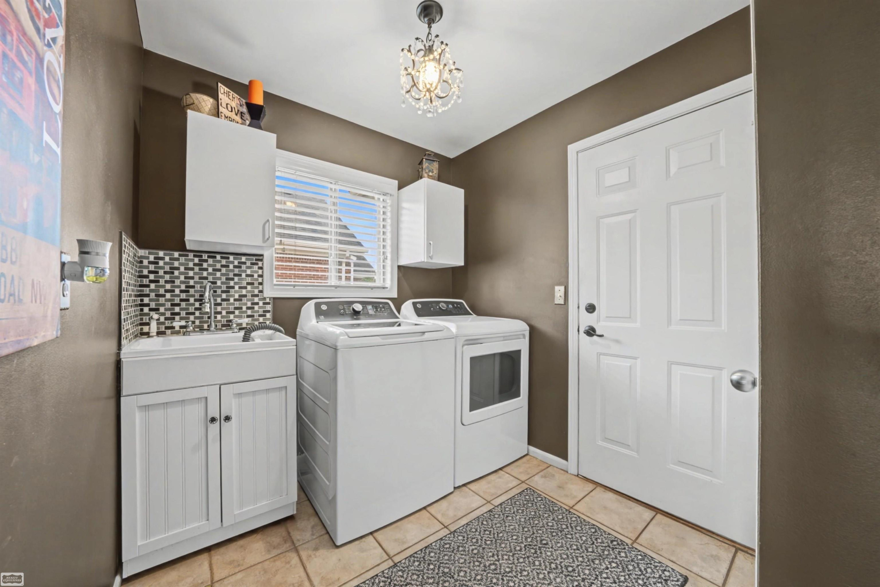 50492 Alden Drive, Macomb, MI 48044 — Photo 24