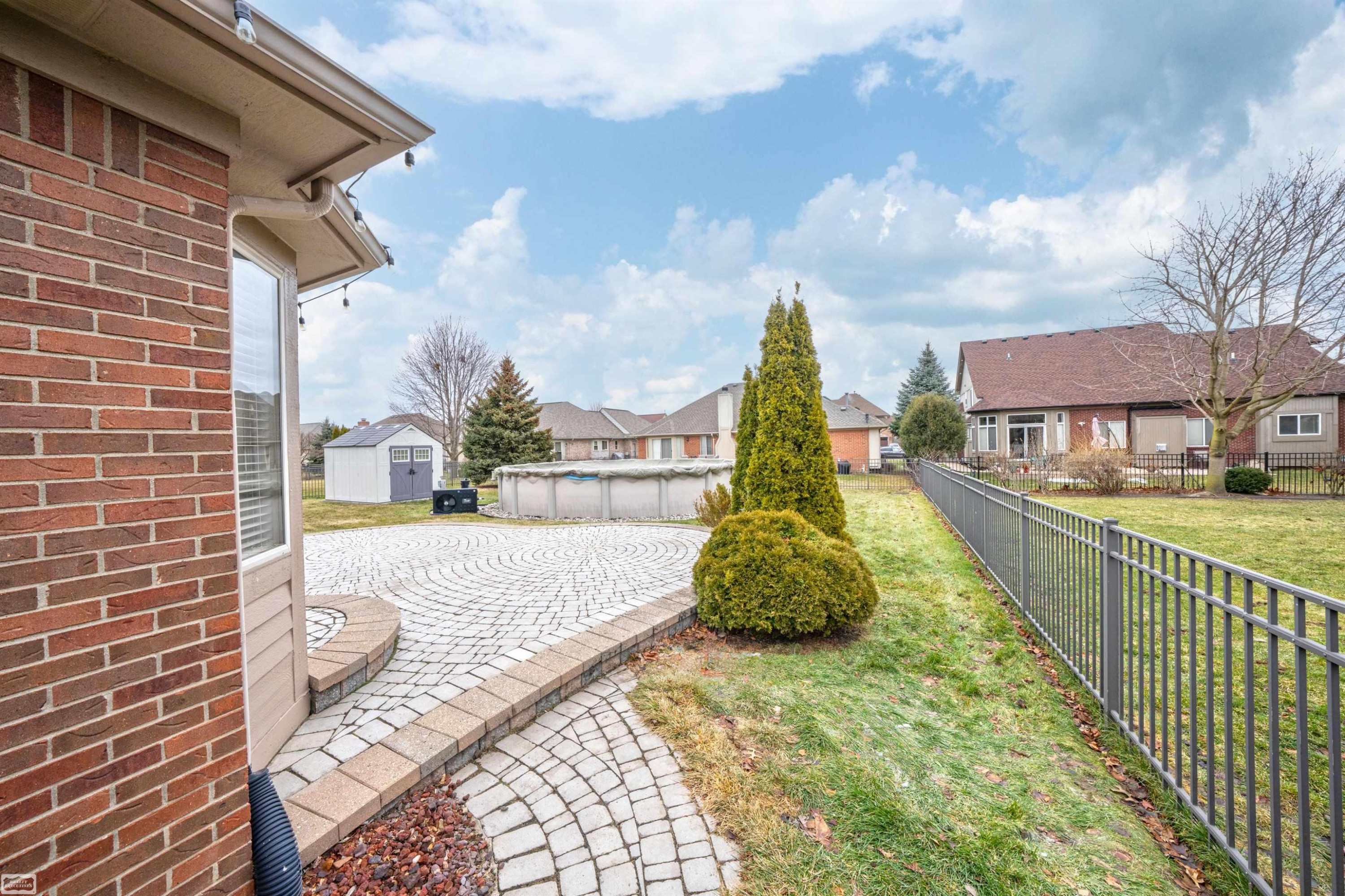 50492 Alden Drive, Macomb, MI 48044 — Photo 35