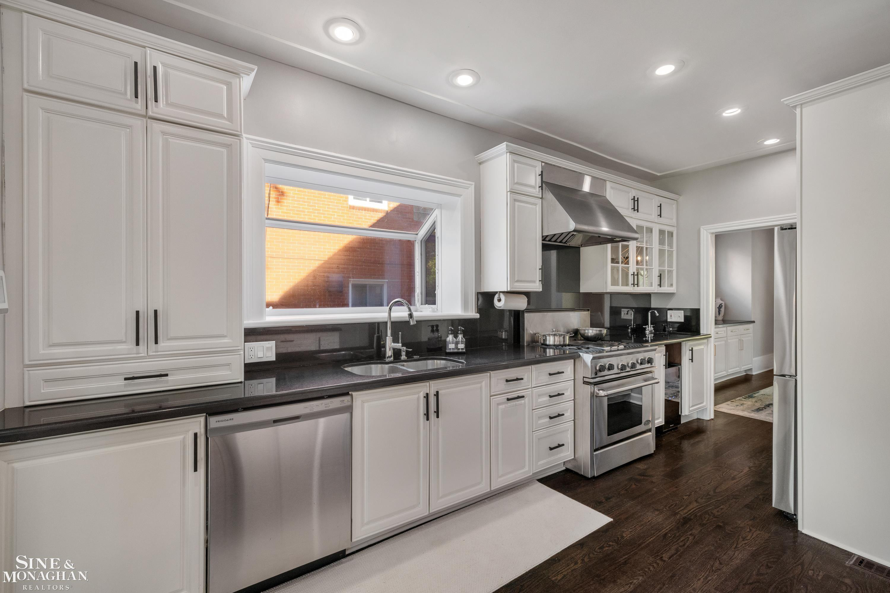 387 Neff Road, Grosse Pointe, MI 48230 — Photo 13