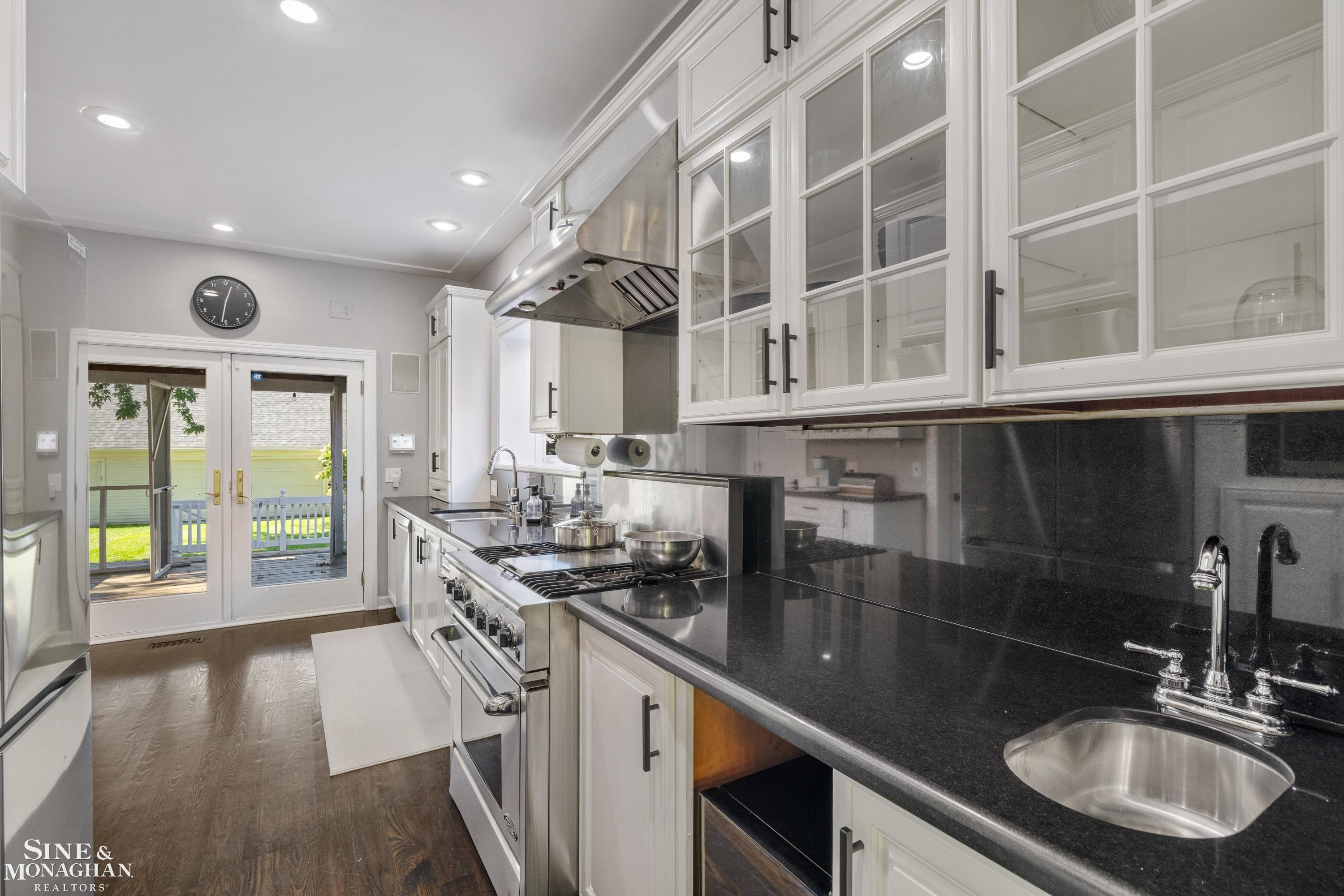 387 Neff Road, Grosse Pointe, MI 48230 — Photo 14