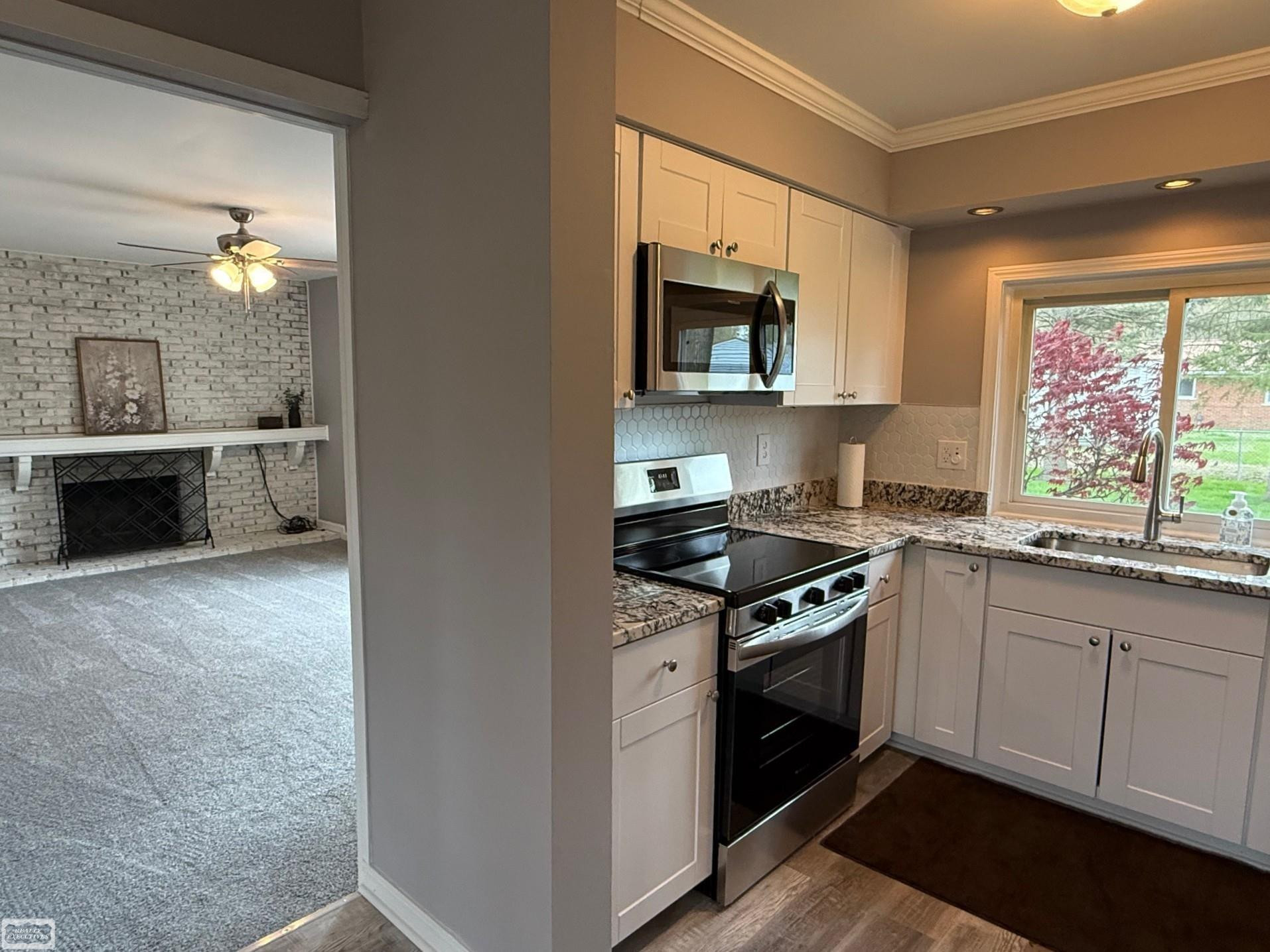 34518 Shorewood Street, Chesterfield, MI 48047 — Photo 6