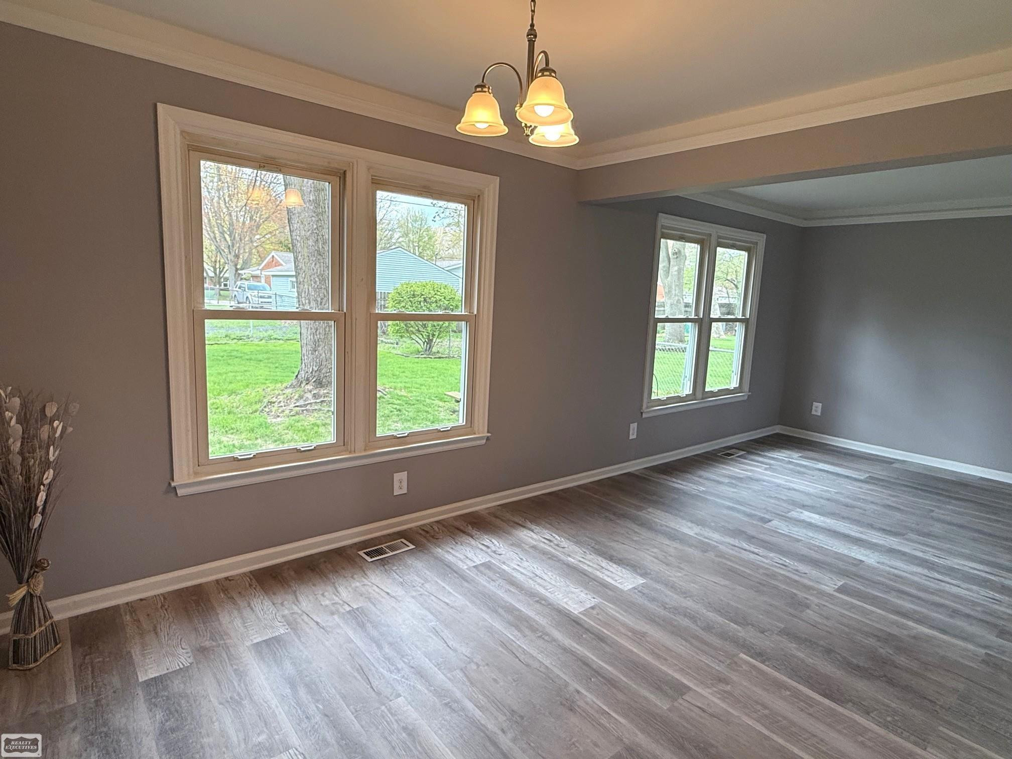 34518 Shorewood Street, Chesterfield, MI 48047 — Photo 10