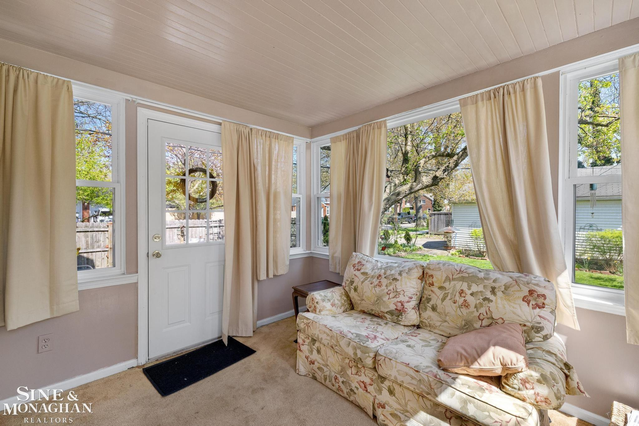 449 Allard Road, Grosse Pointe Farms, MI 48236 — Photo 8