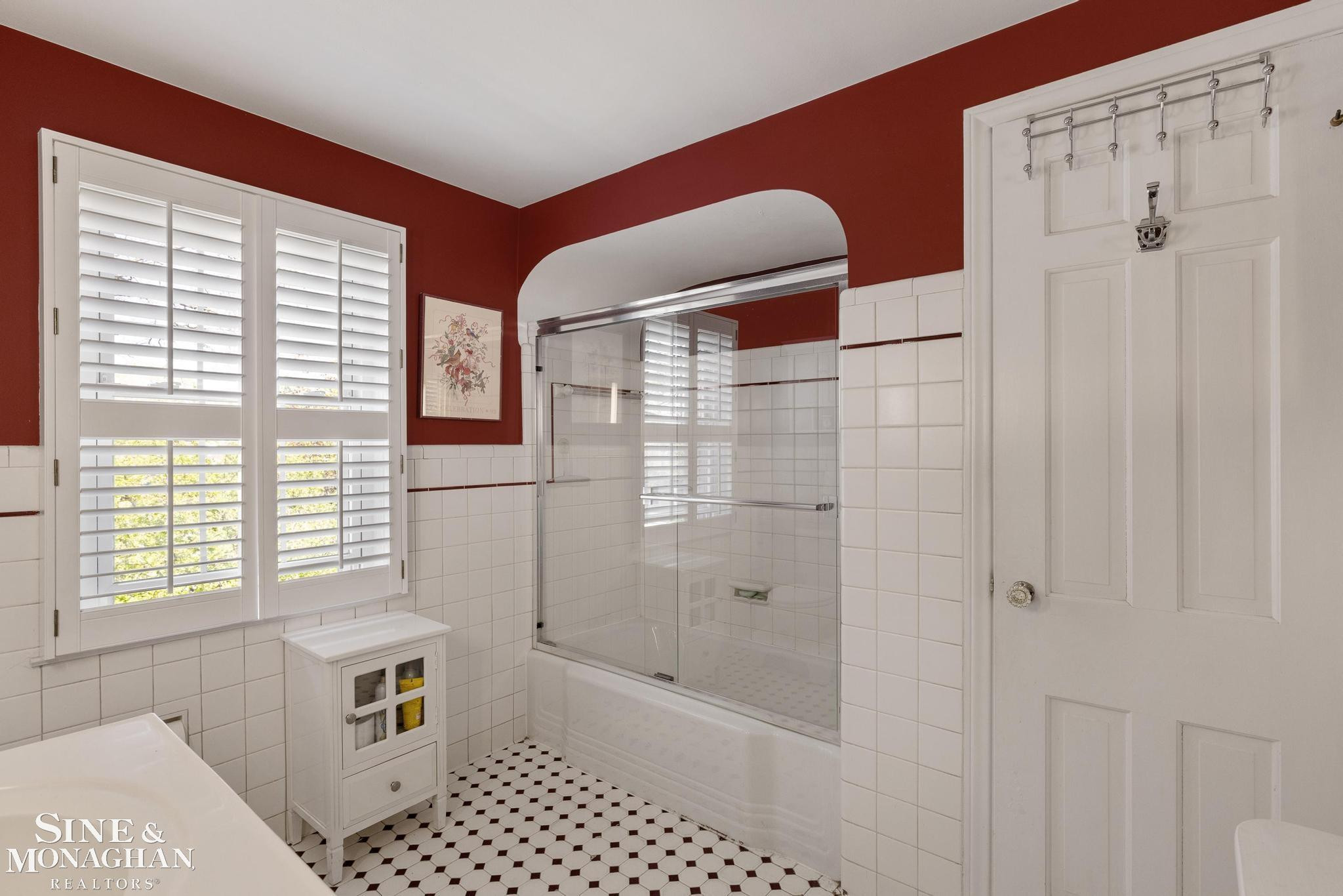 449 Allard Road, Grosse Pointe Farms, MI 48236 — Photo 18