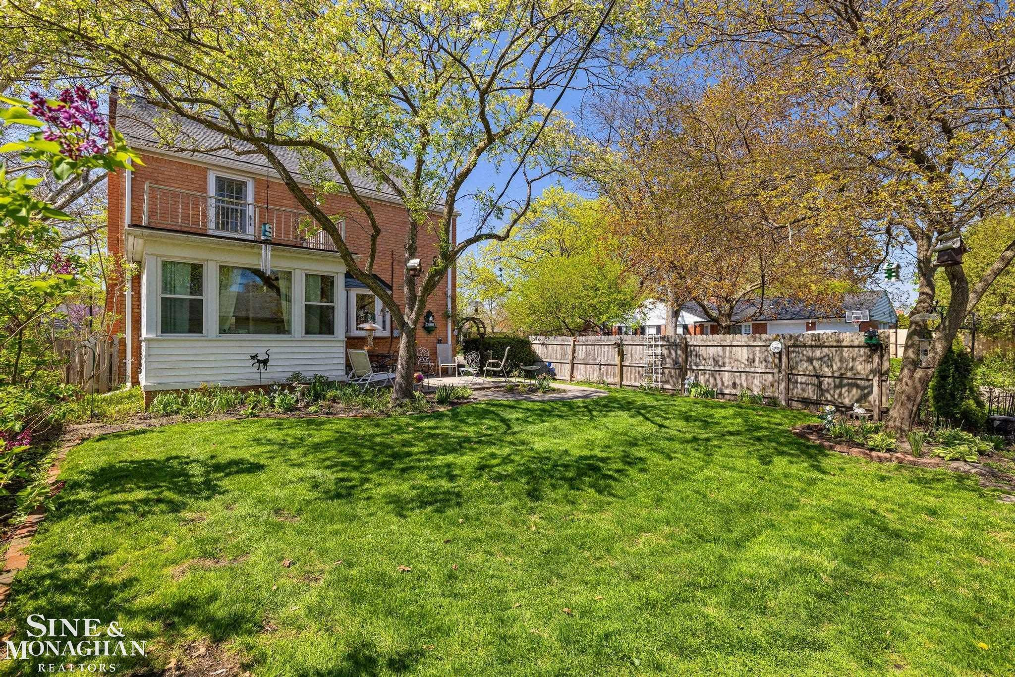 449 Allard Road, Grosse Pointe Farms, MI 48236 — Photo 29