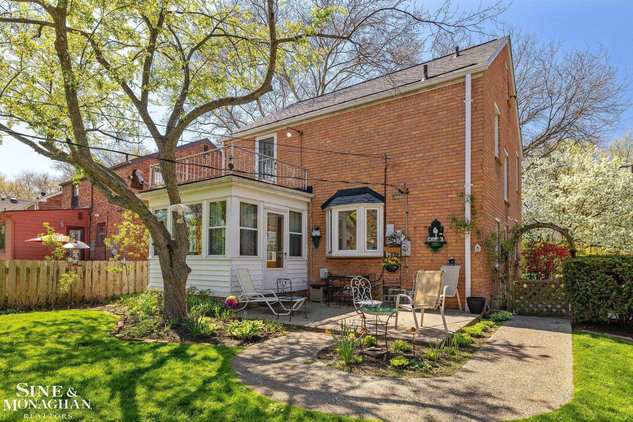 449 Allard Road, Grosse Pointe Farms, MI 48236 — Photo 32