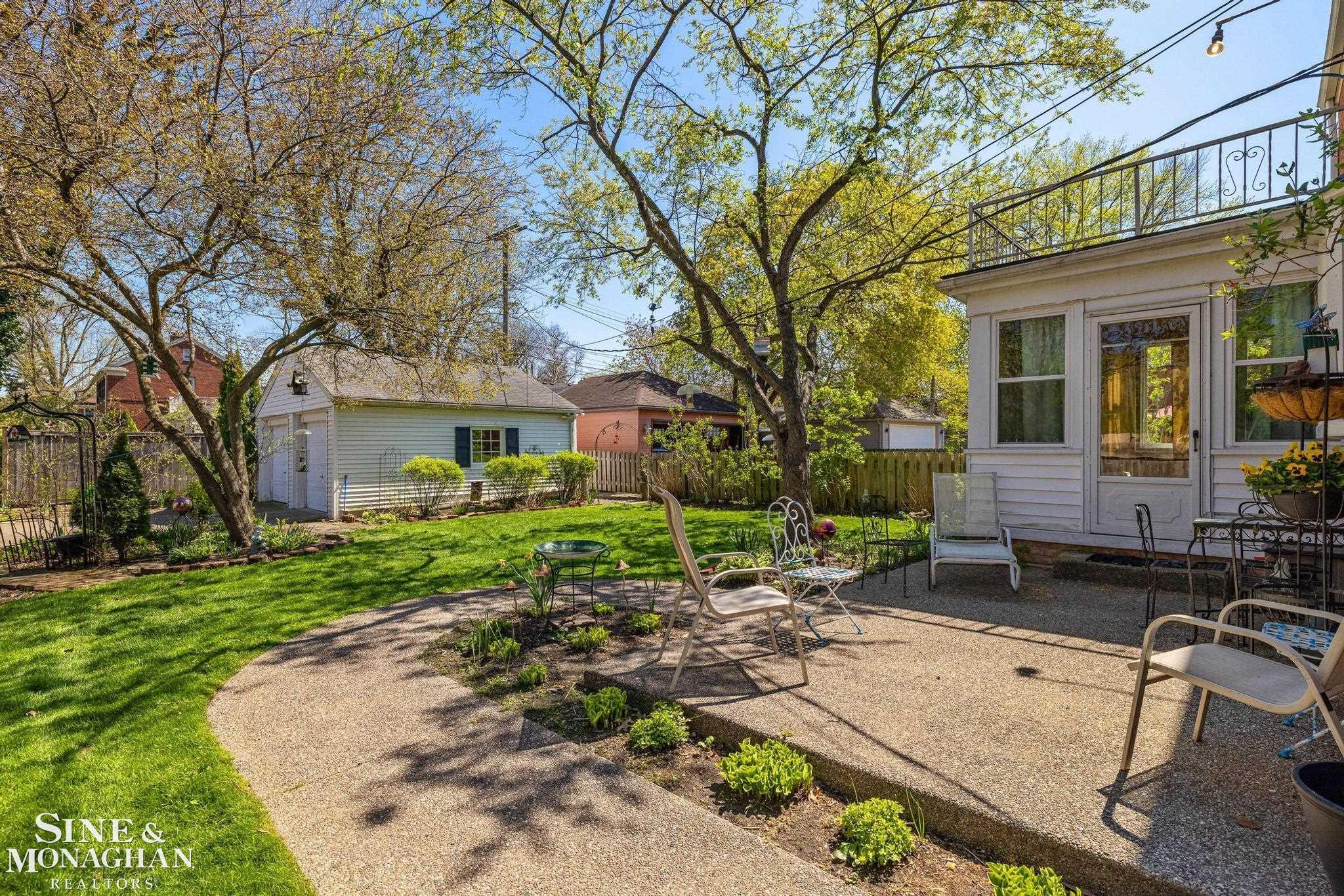 449 Allard Road, Grosse Pointe Farms, MI 48236 — Photo 33