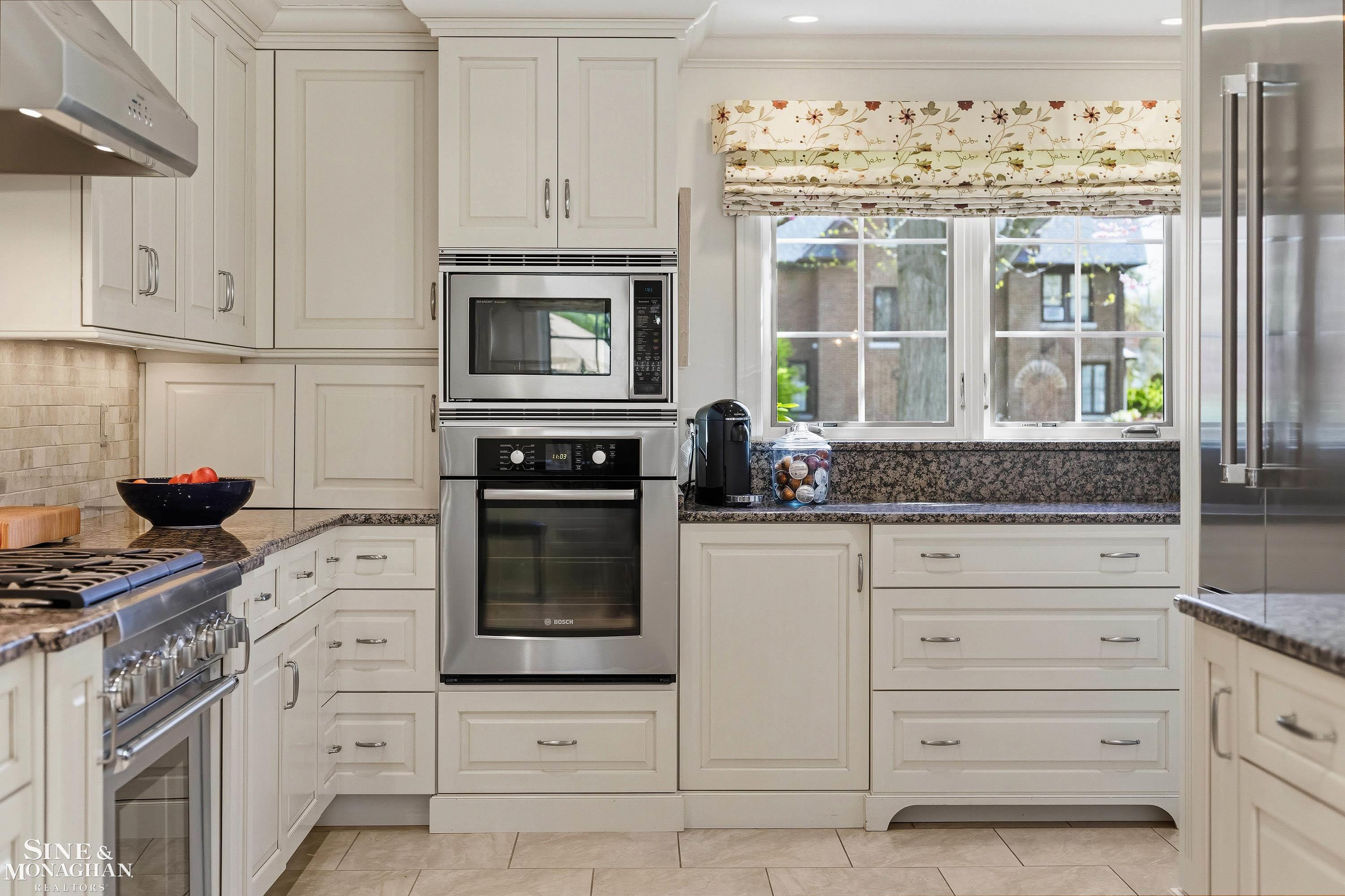 847 Whittier Road, Grosse Pointe Park, MI 48230 — Photo 32