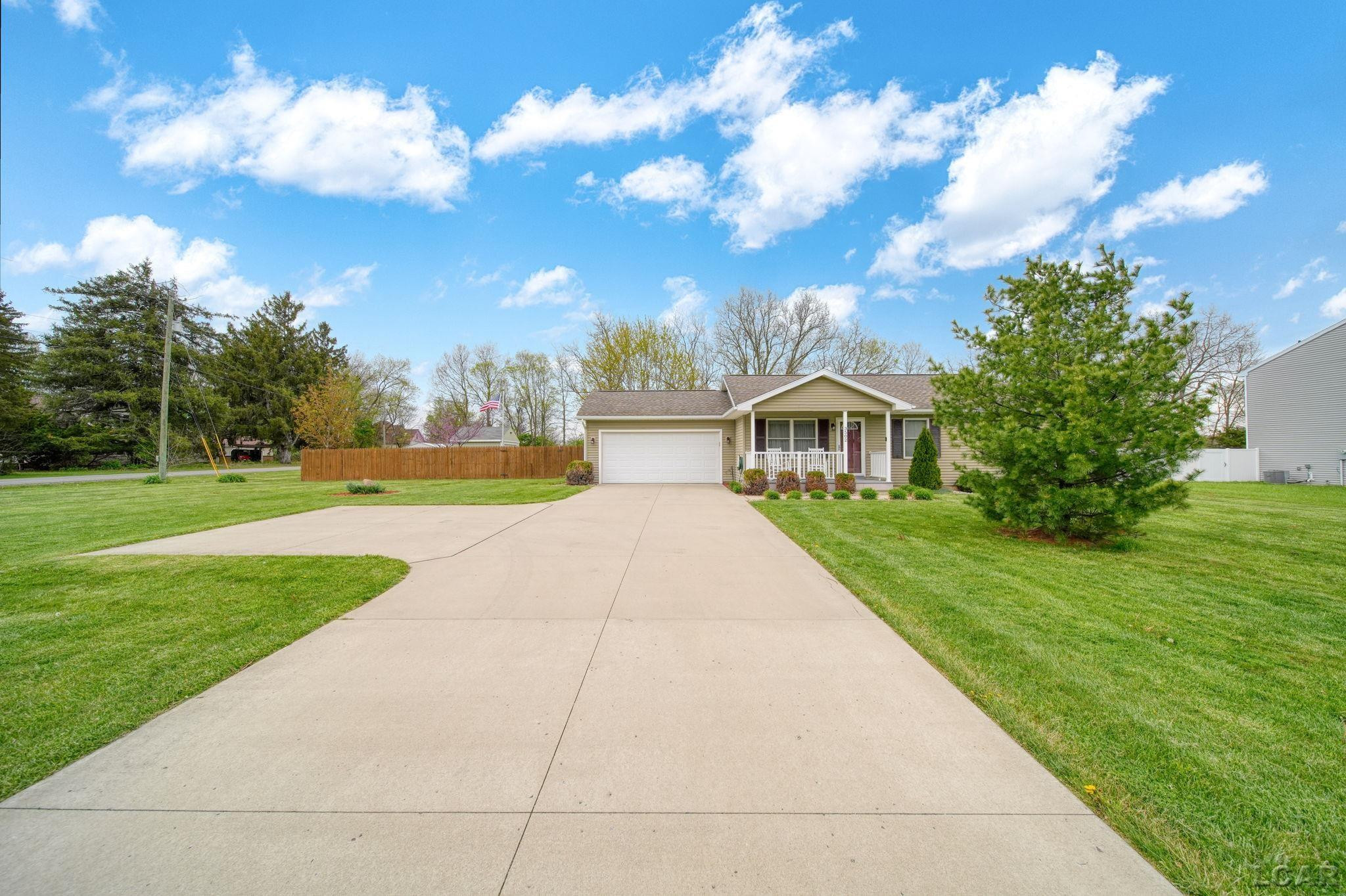 3502 Crestone Way, Tecumseh, MI 49286 — Photo 2