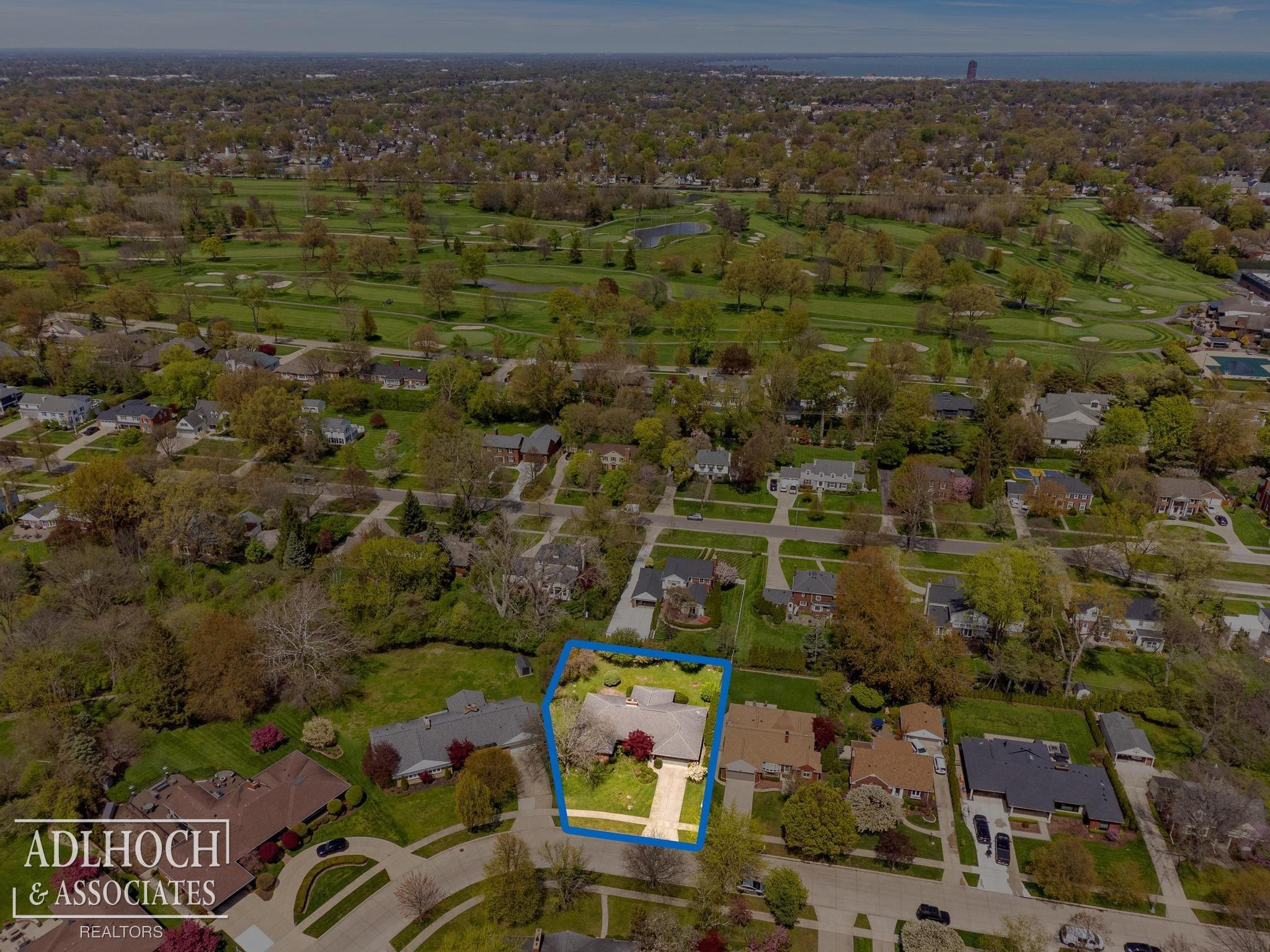 1170 N Renaud Road, Grosse Pointe Woods, MI 48236 — Photo 32
