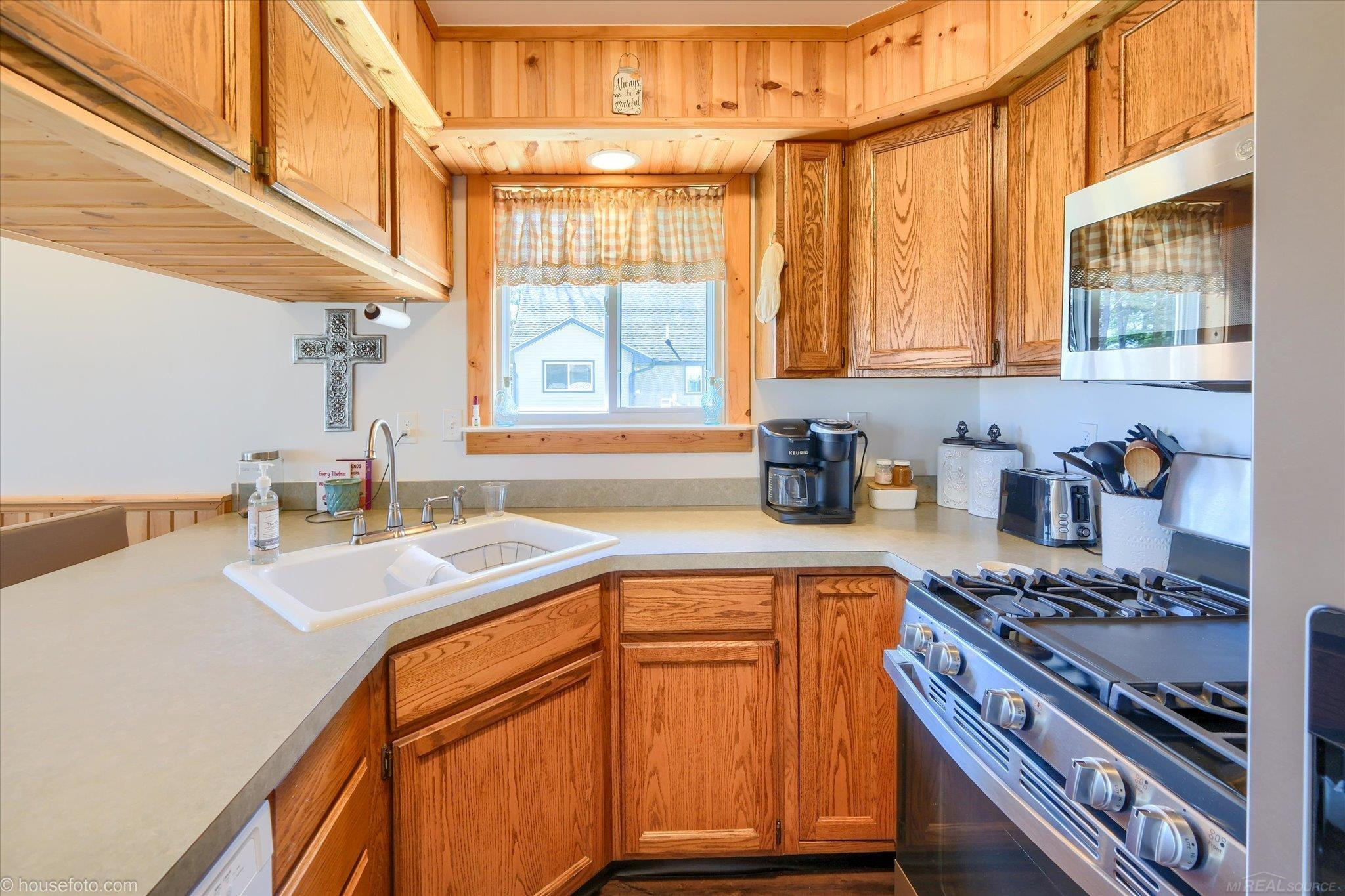 7414 Cedar Lake Road, Oscoda, MI 48750 — Photo 17