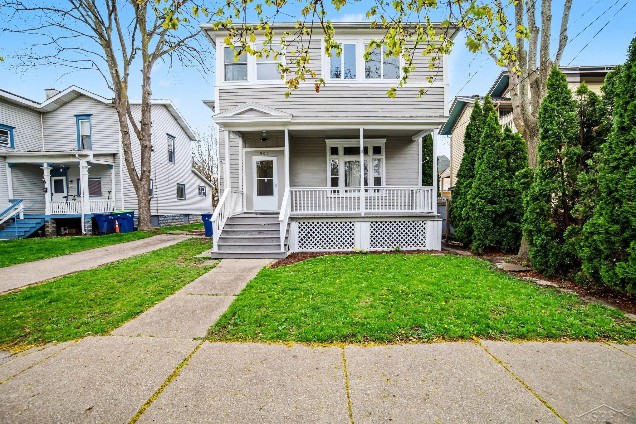 908 N Van Buren Street, Bay City, MI 48708 — Photo 2