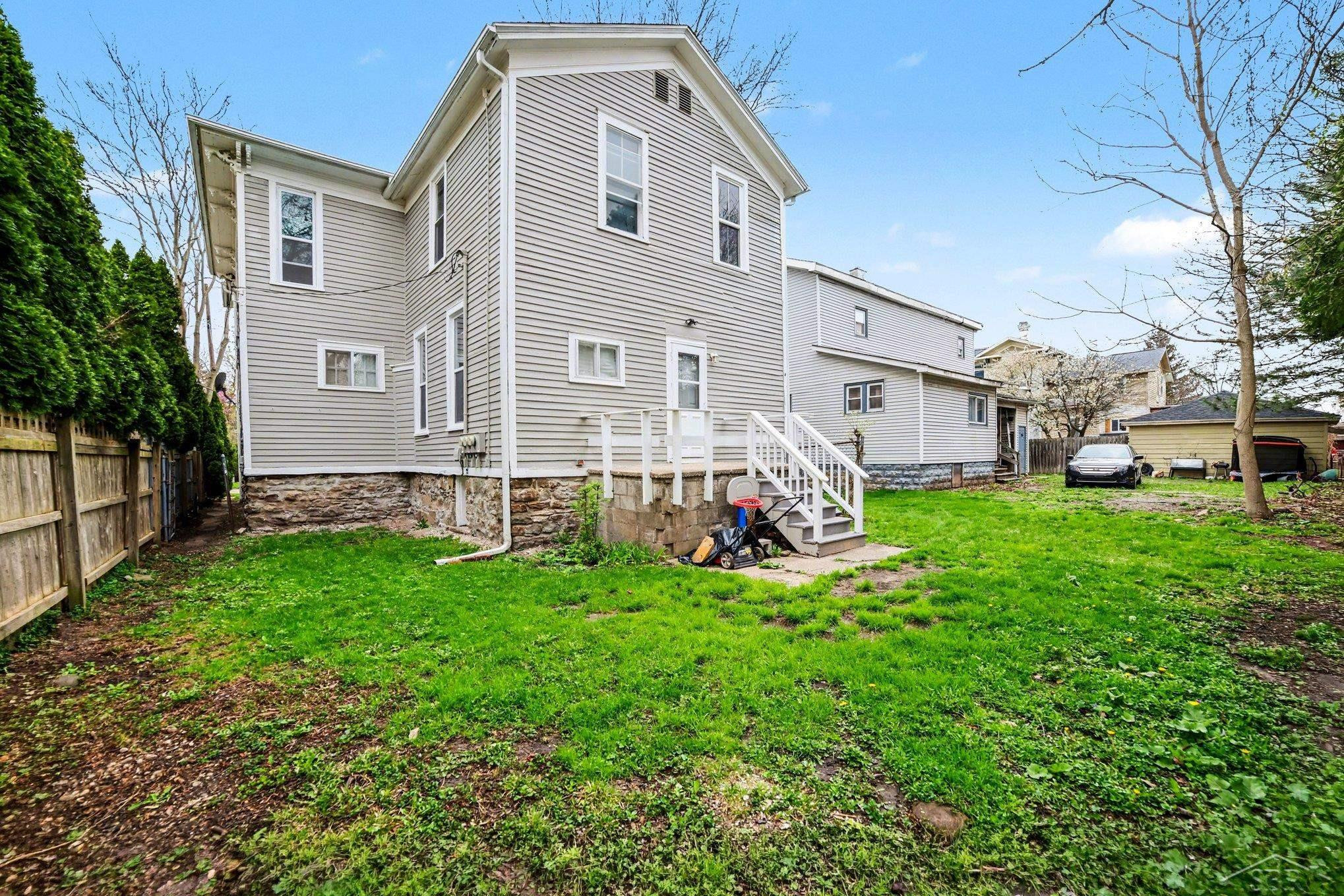 908 N Van Buren Street, Bay City, MI 48708 — Photo 21