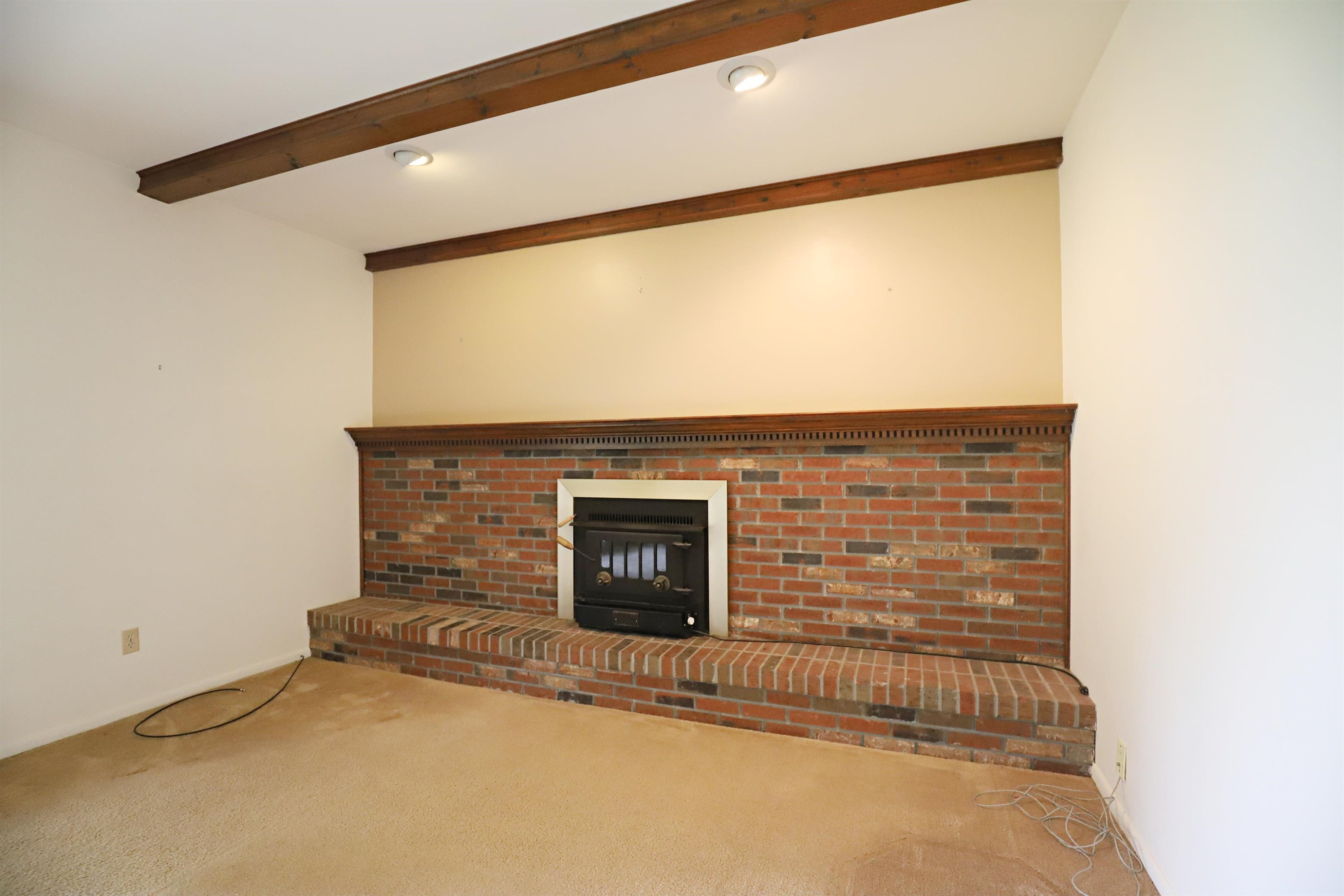 6096 King Arthur Drive, Swartz Creek, MI 48473 — Photo 17
