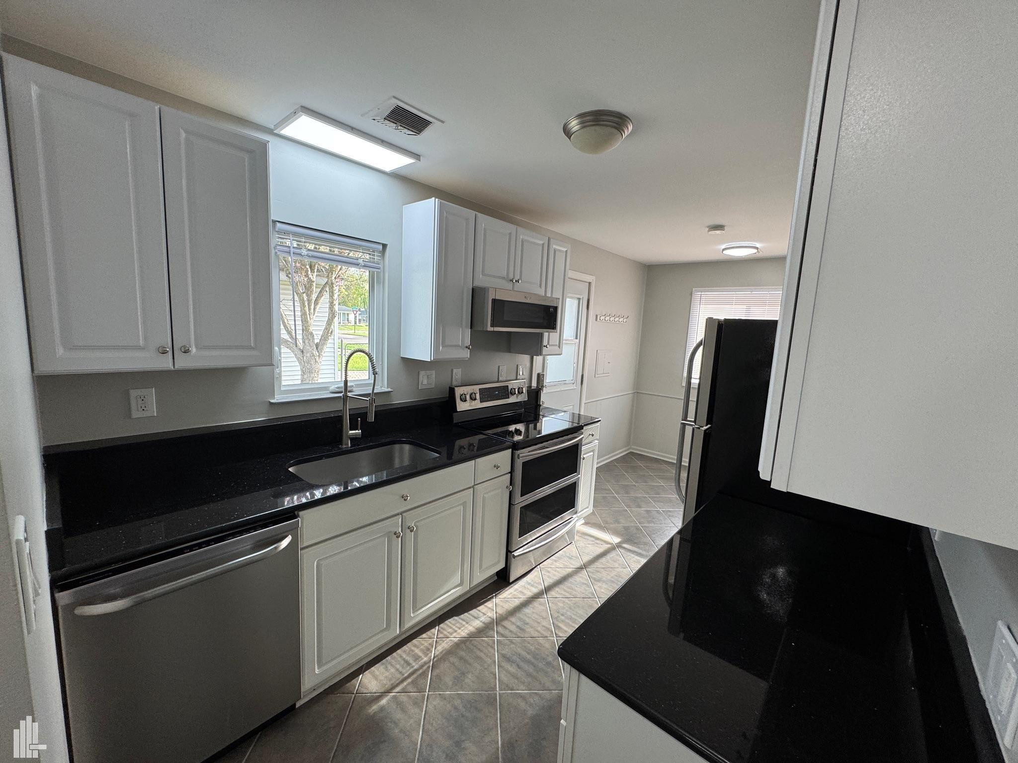1337 Wacon Drive, Troy, MI 48083 — Photo 5