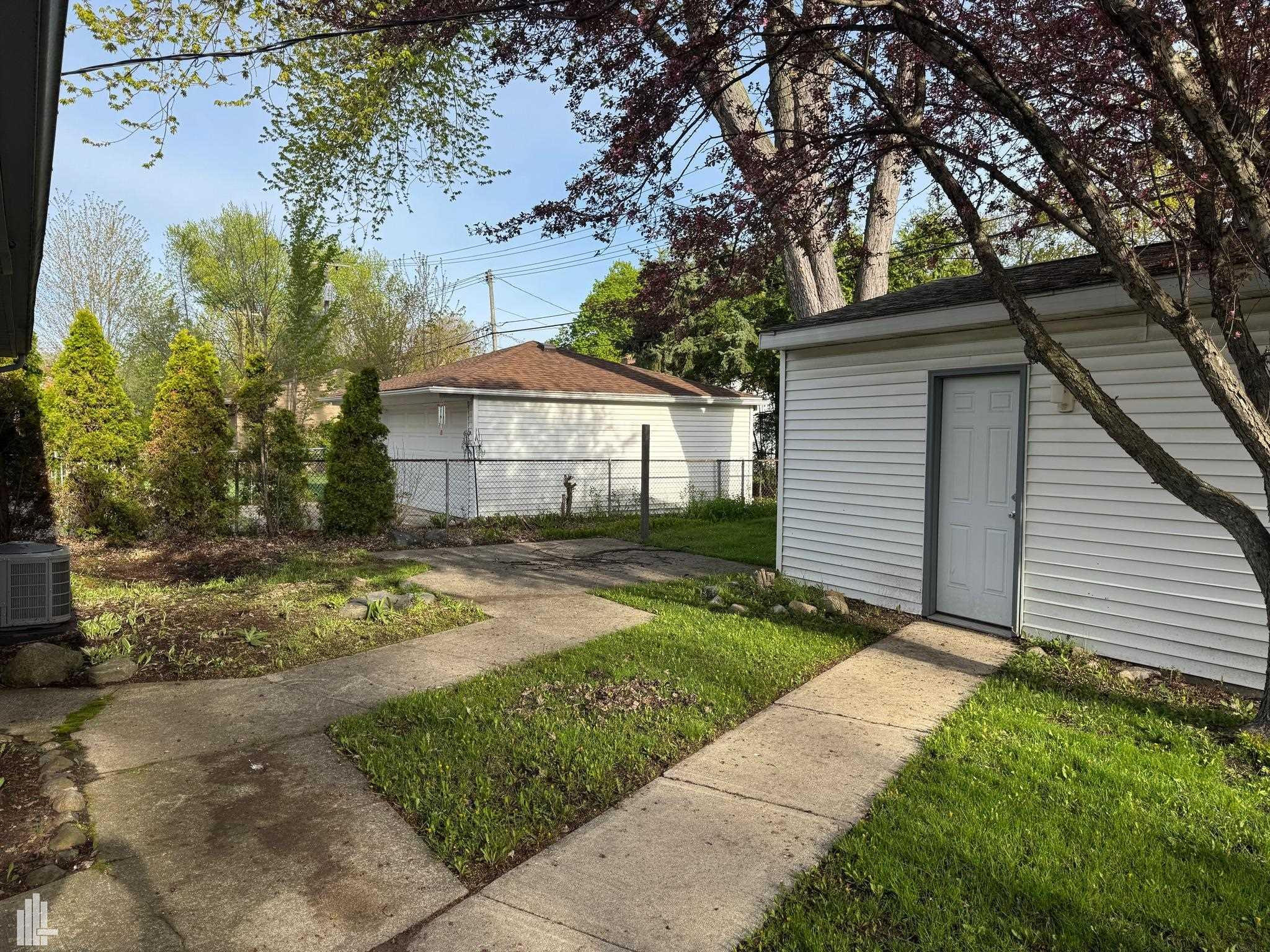 1337 Wacon Drive, Troy, MI 48083 — Photo 27