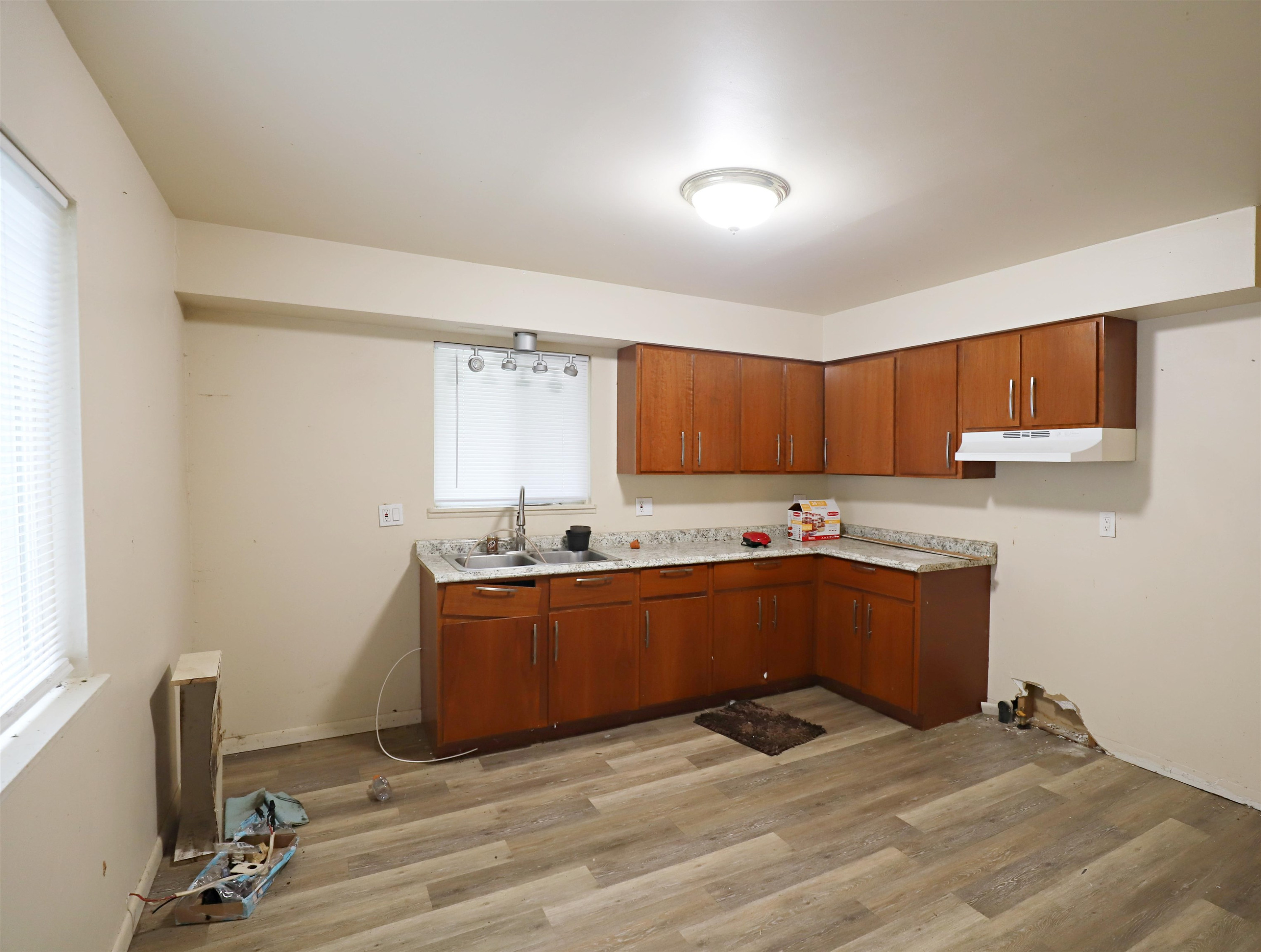 632 Monroe Street, Flint, MI 48503 — Photo 4