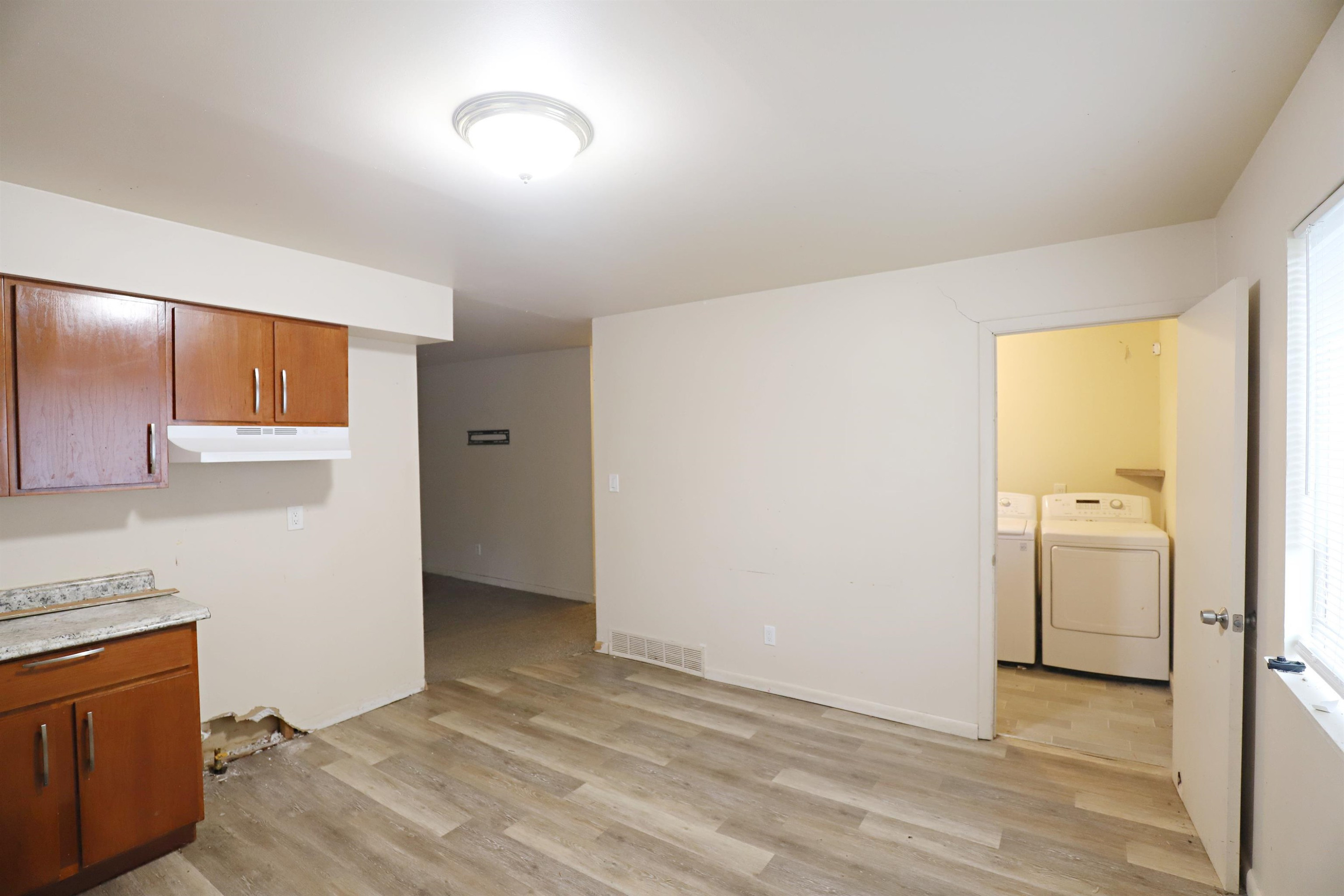 632 Monroe Street, Flint, MI 48503 — Photo 5