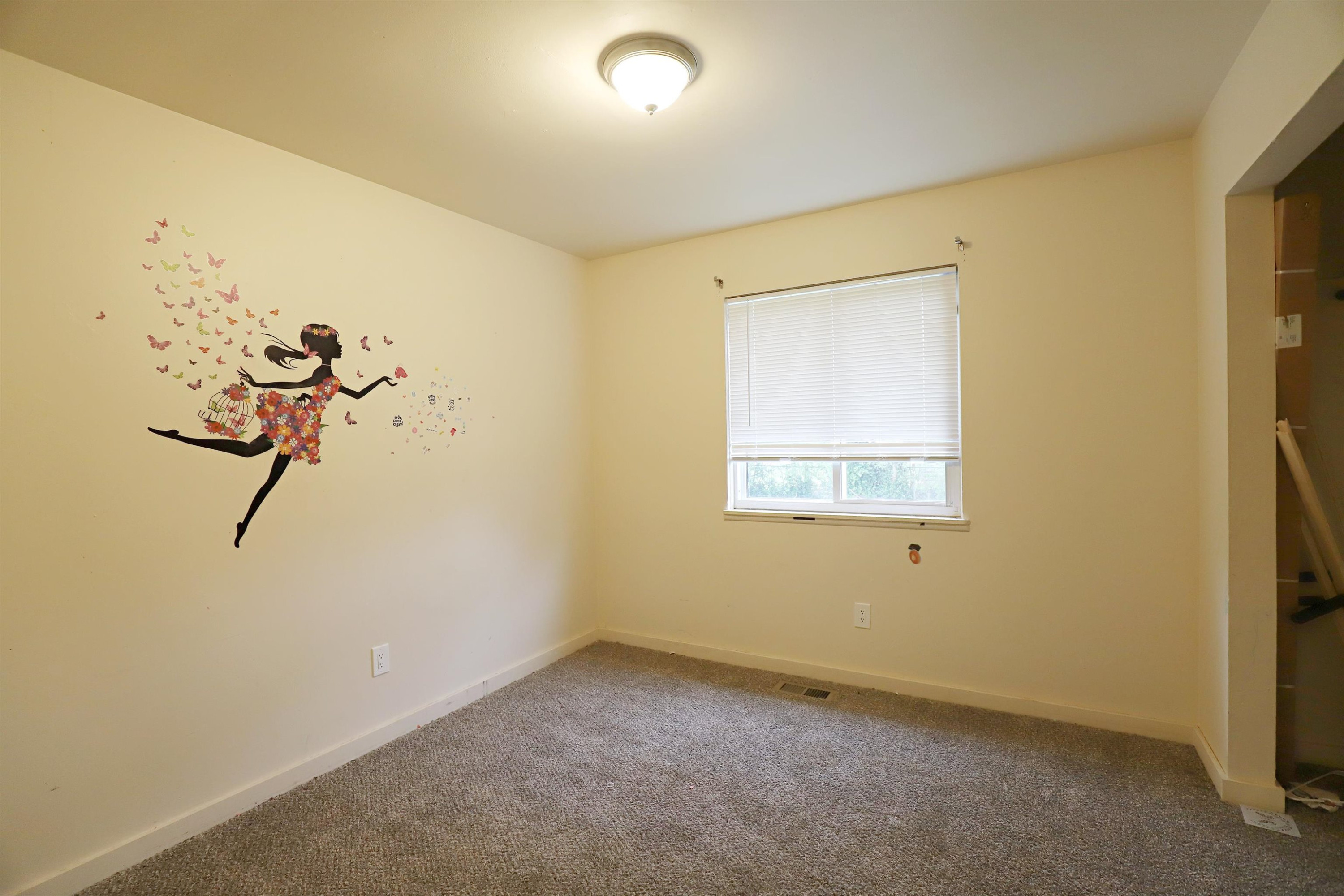 632 Monroe Street, Flint, MI 48503 — Photo 9