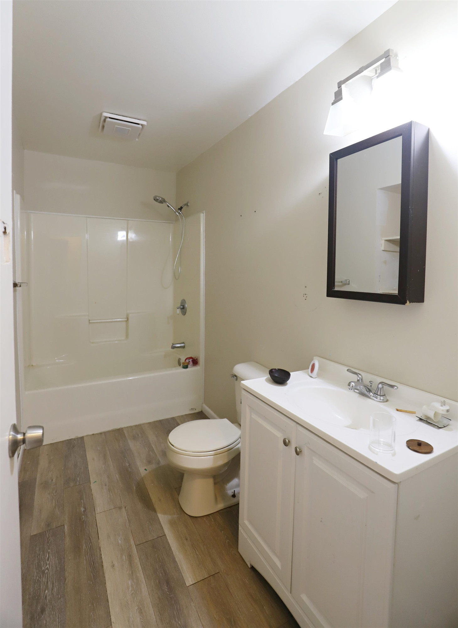 632 Monroe Street, Flint, MI 48503 — Photo 10