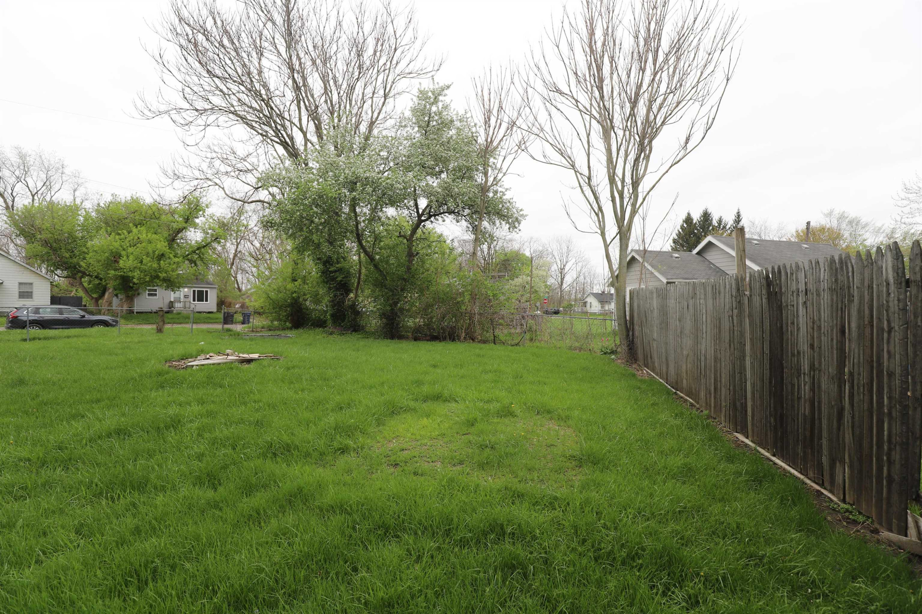 632 Monroe Street, Flint, MI 48503 — Photo 12