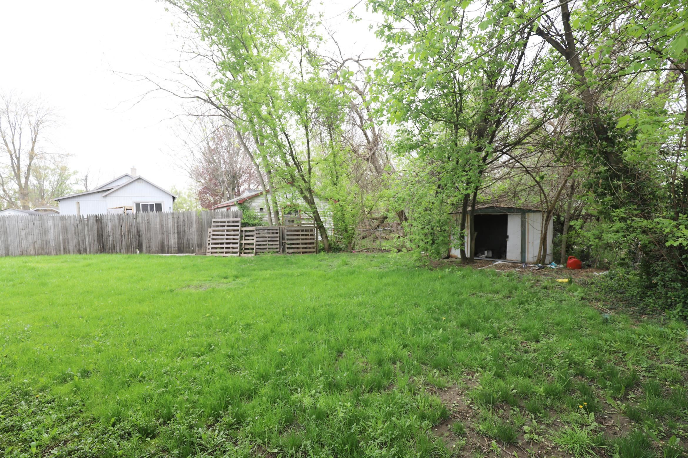 632 Monroe Street, Flint, MI 48503 — Photo 13