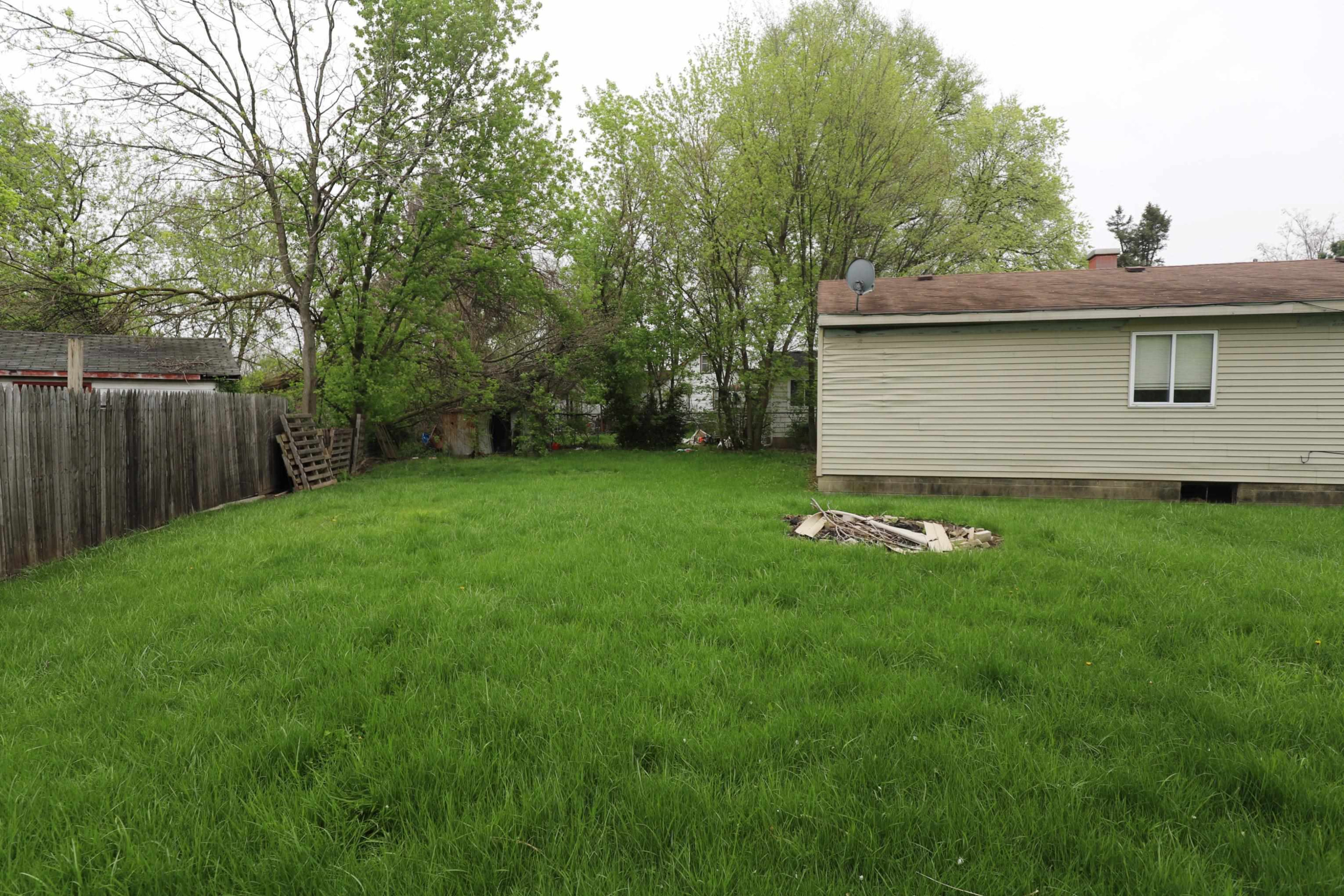 632 Monroe Street, Flint, MI 48503 — Photo 14