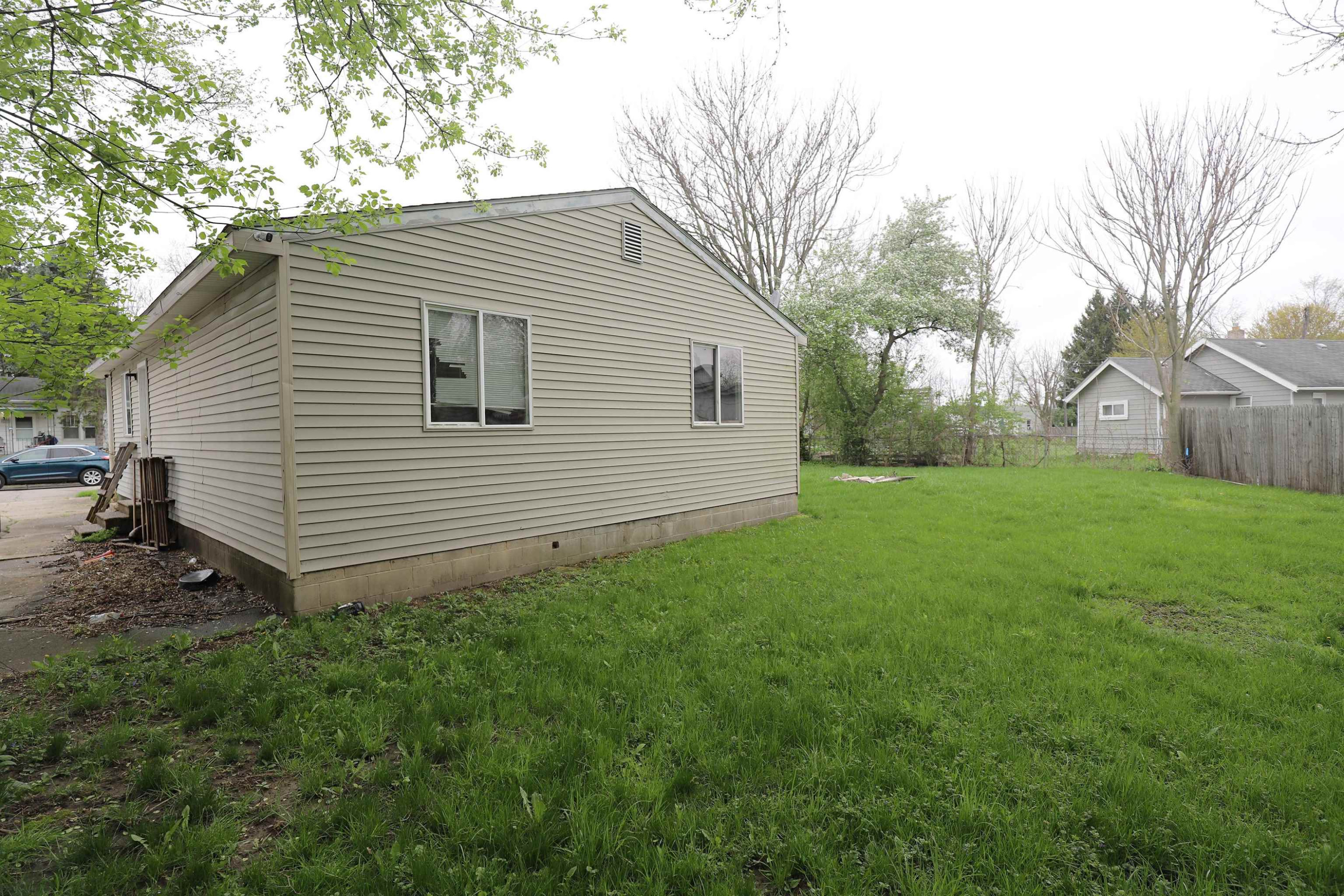 632 Monroe Street, Flint, MI 48503 — Photo 15