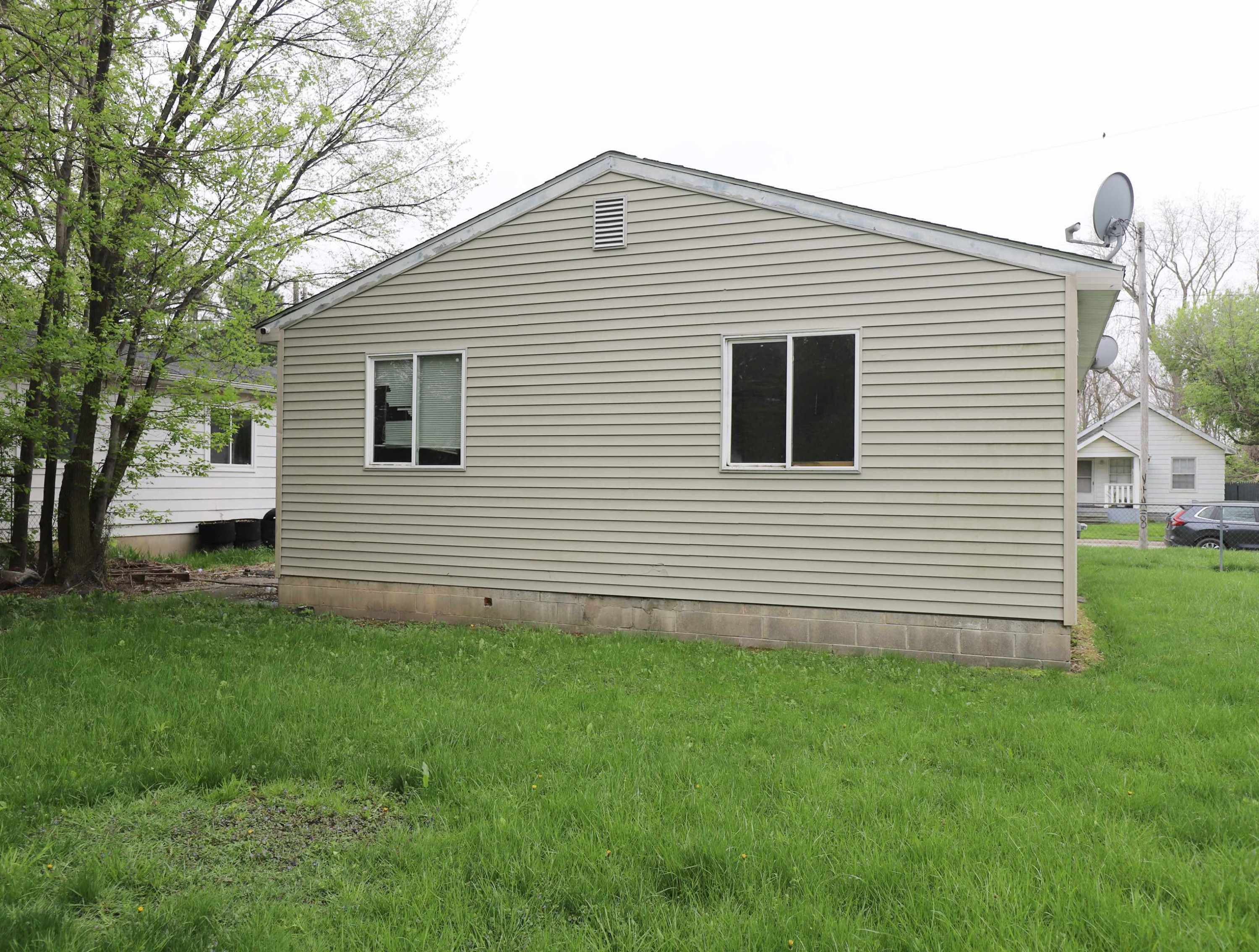 632 Monroe Street, Flint, MI 48503 — Photo 16