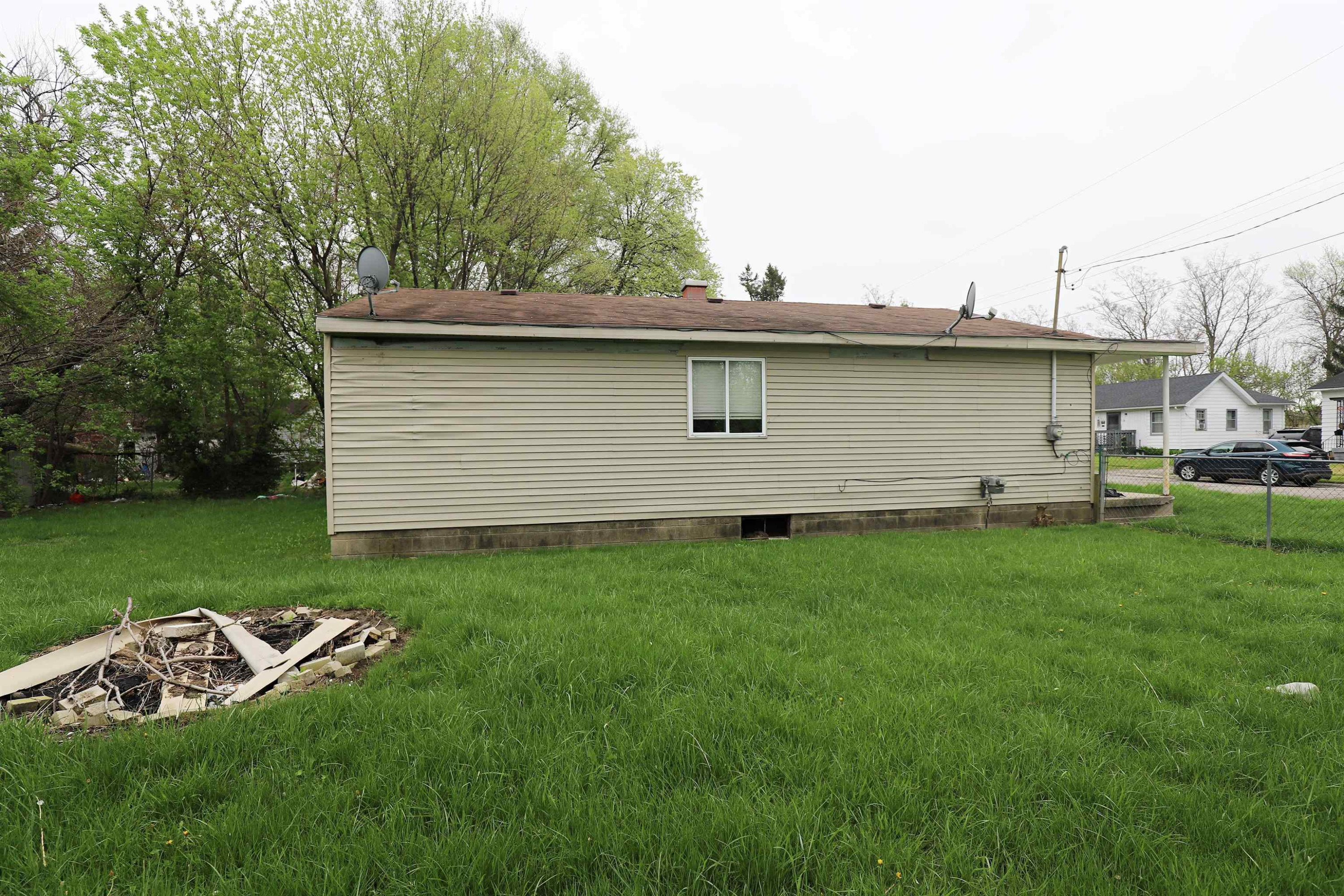 632 Monroe Street, Flint, MI 48503 — Photo 17